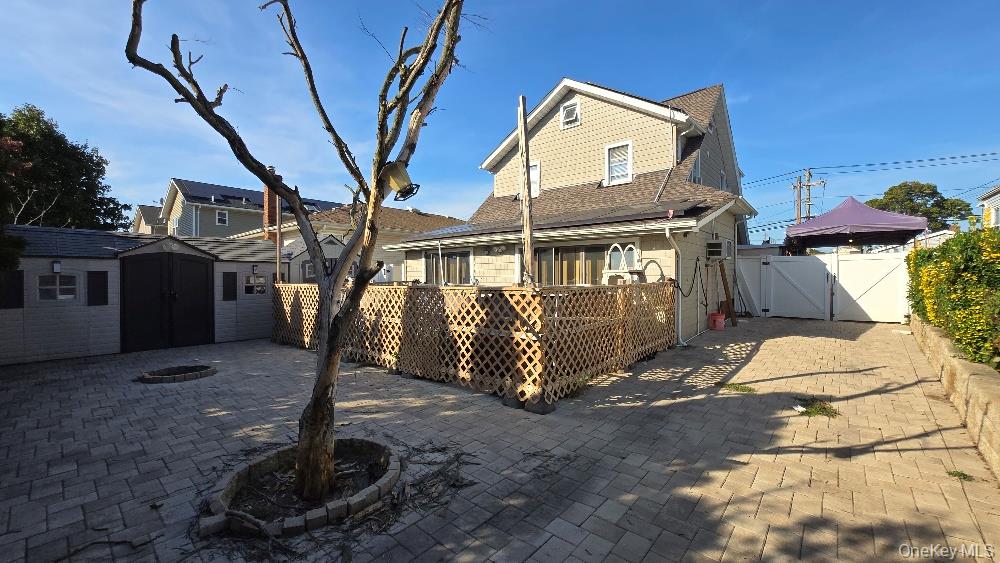 170 E Mineola Avenue, Valley Stream, NY 11580