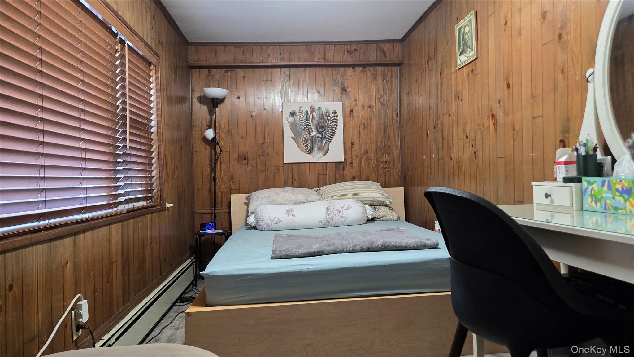 170 E Mineola Avenue, Valley Stream, NY 11580