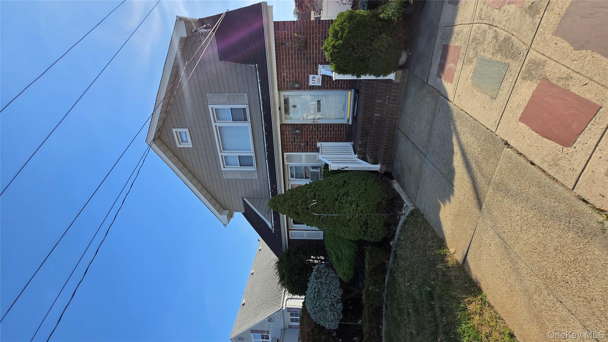 170 E Mineola Avenue, Valley Stream, NY 11580