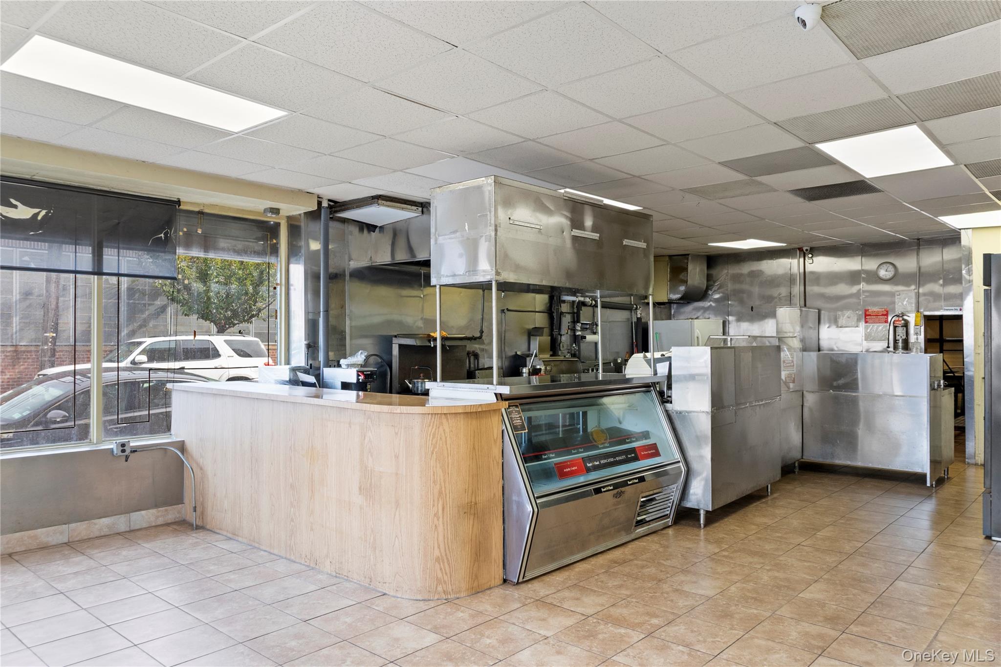 9-20 34th Avenue, Long Island City, NY 11106