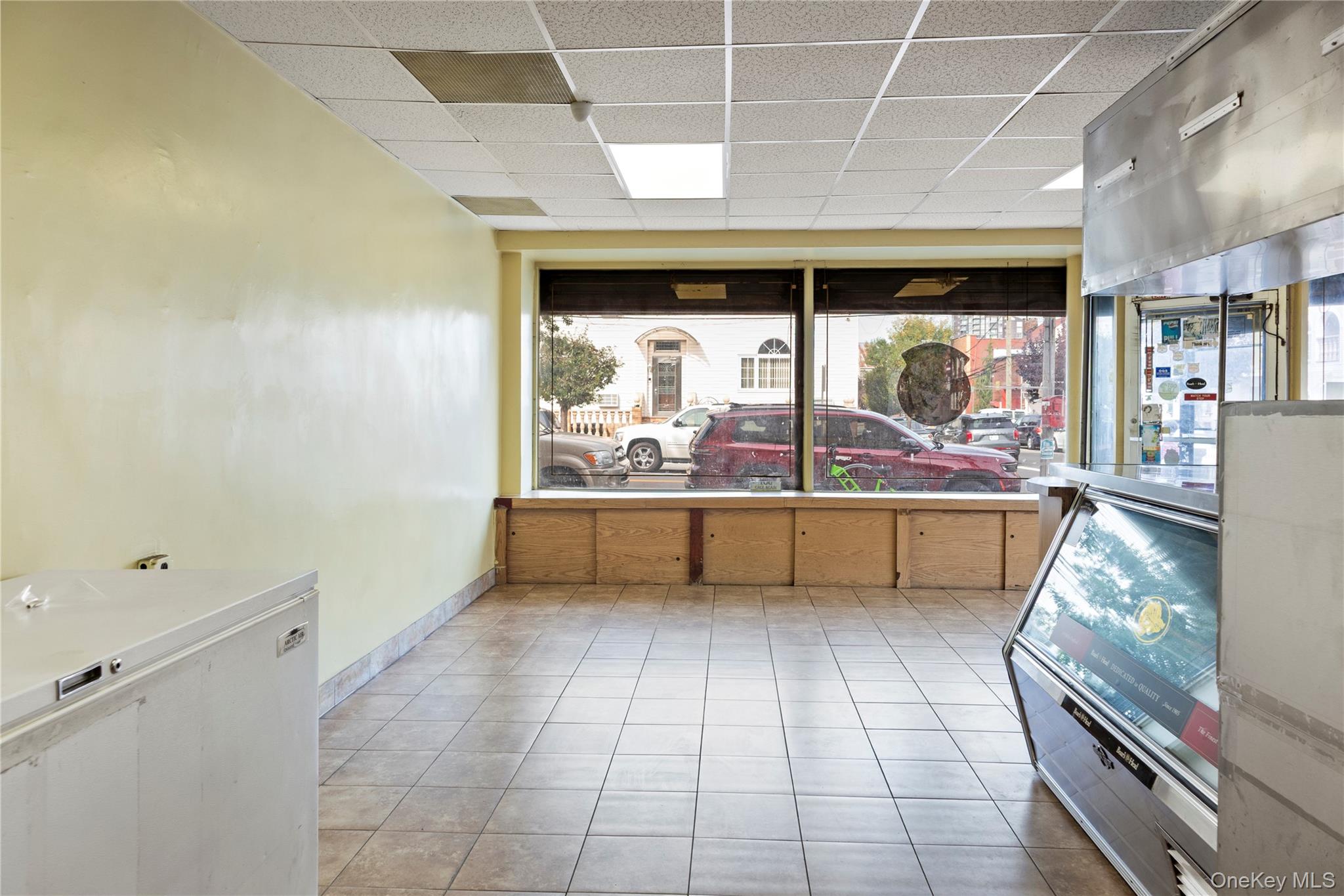 9-20 34th Avenue, Long Island City, NY 11106