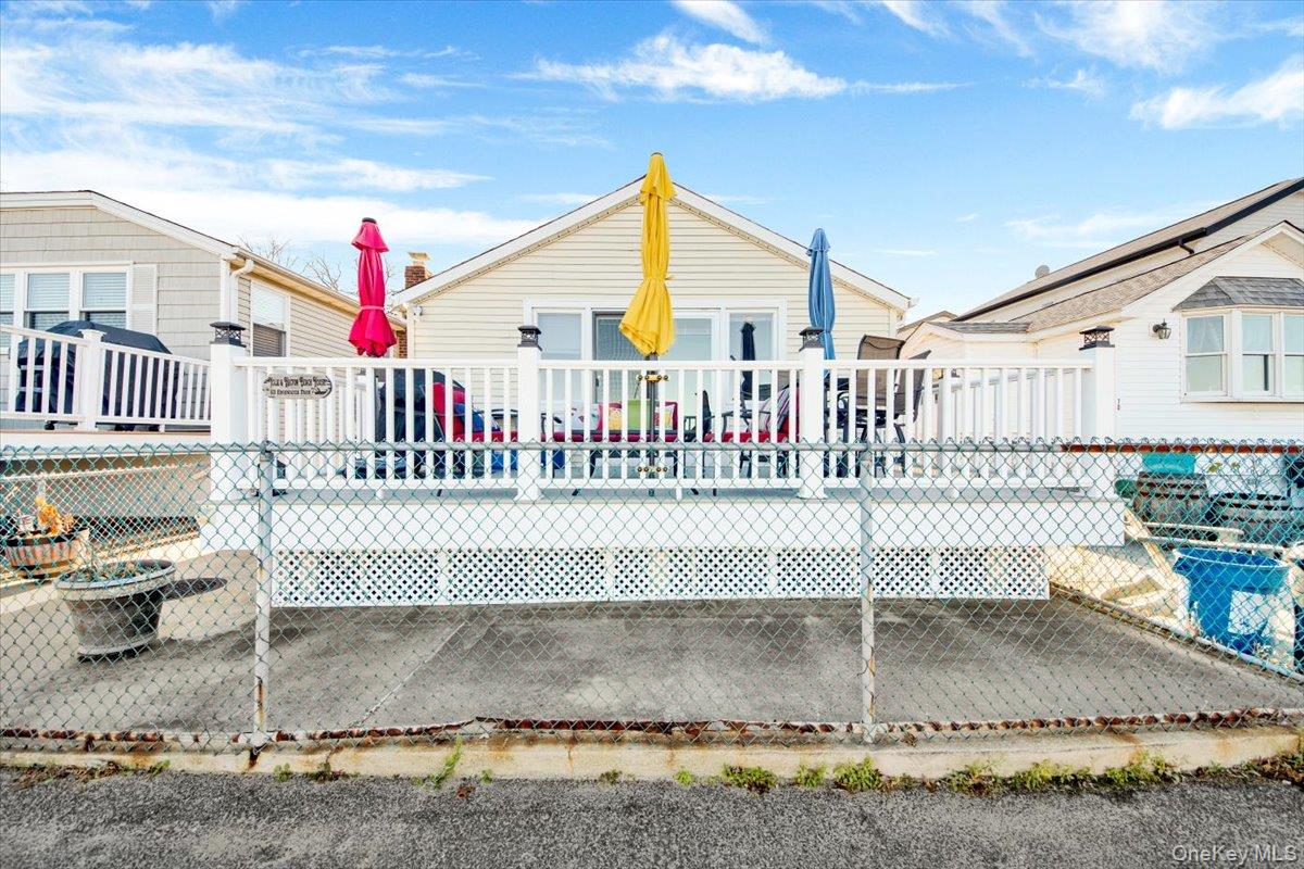 6 Edgewater Park # 6D, Bronx, NY 10465