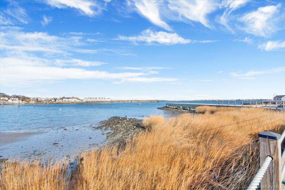 6 Edgewater Park # 6D, Bronx, NY 10465