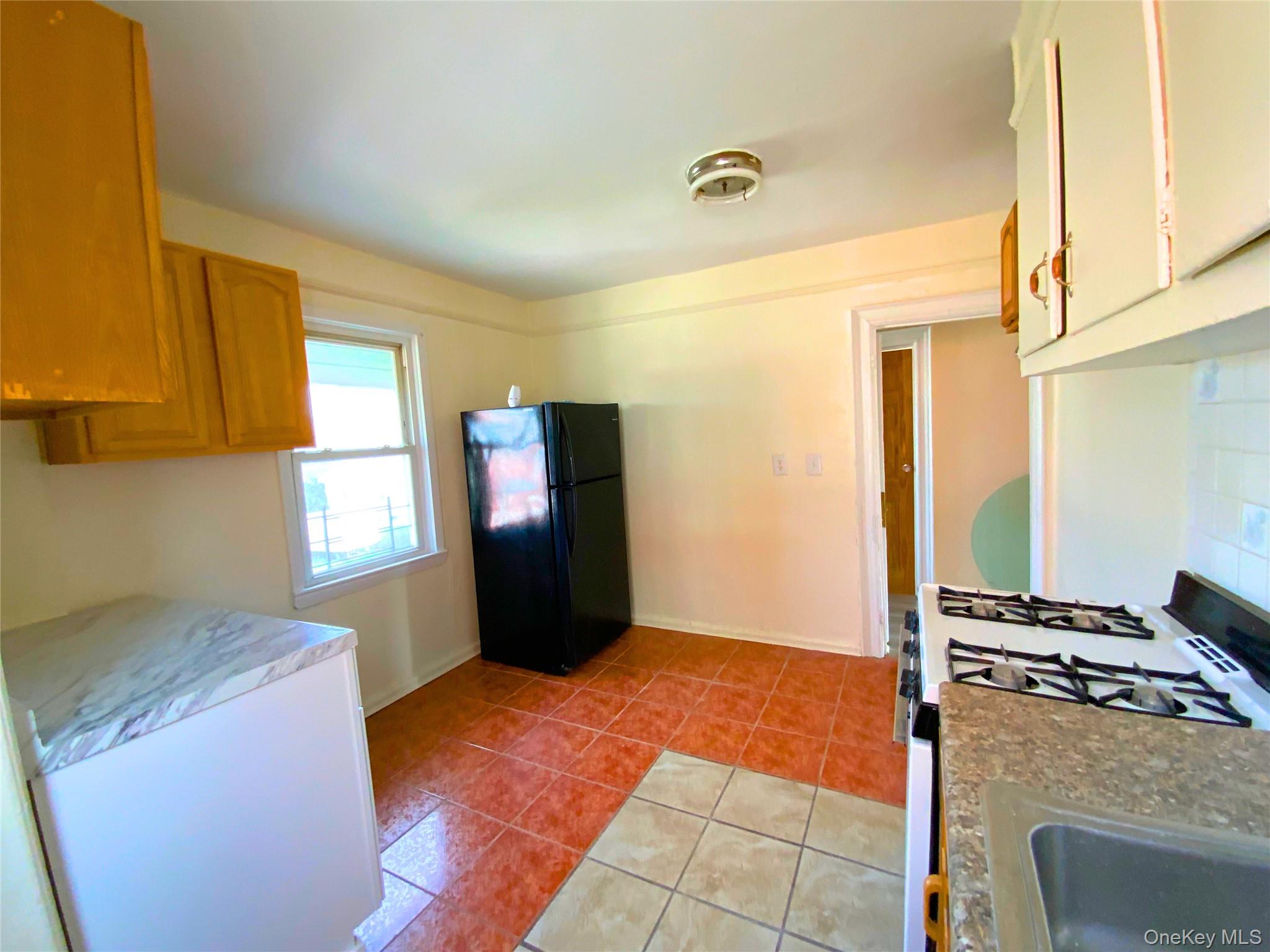 552 Beach 68th Street, Arverne, NY 11692