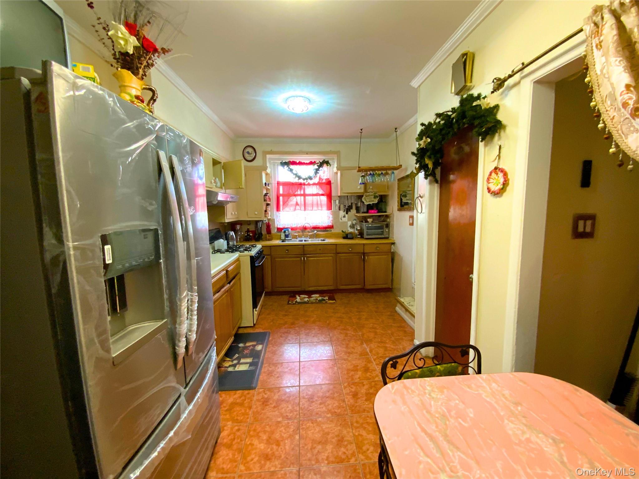 552 Beach 68th Street, Arverne, NY 11692