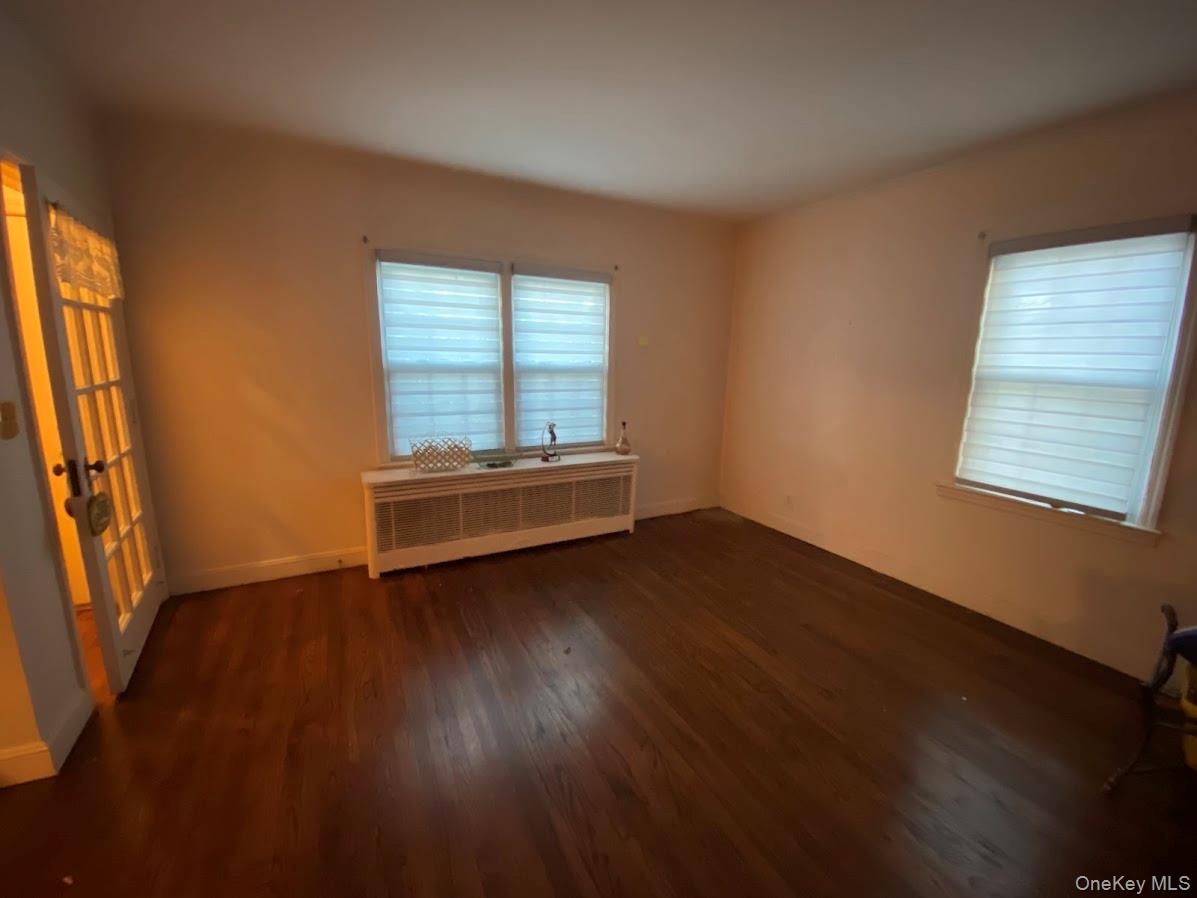 10 Purdy Court, Rockville Centre, NY 11570