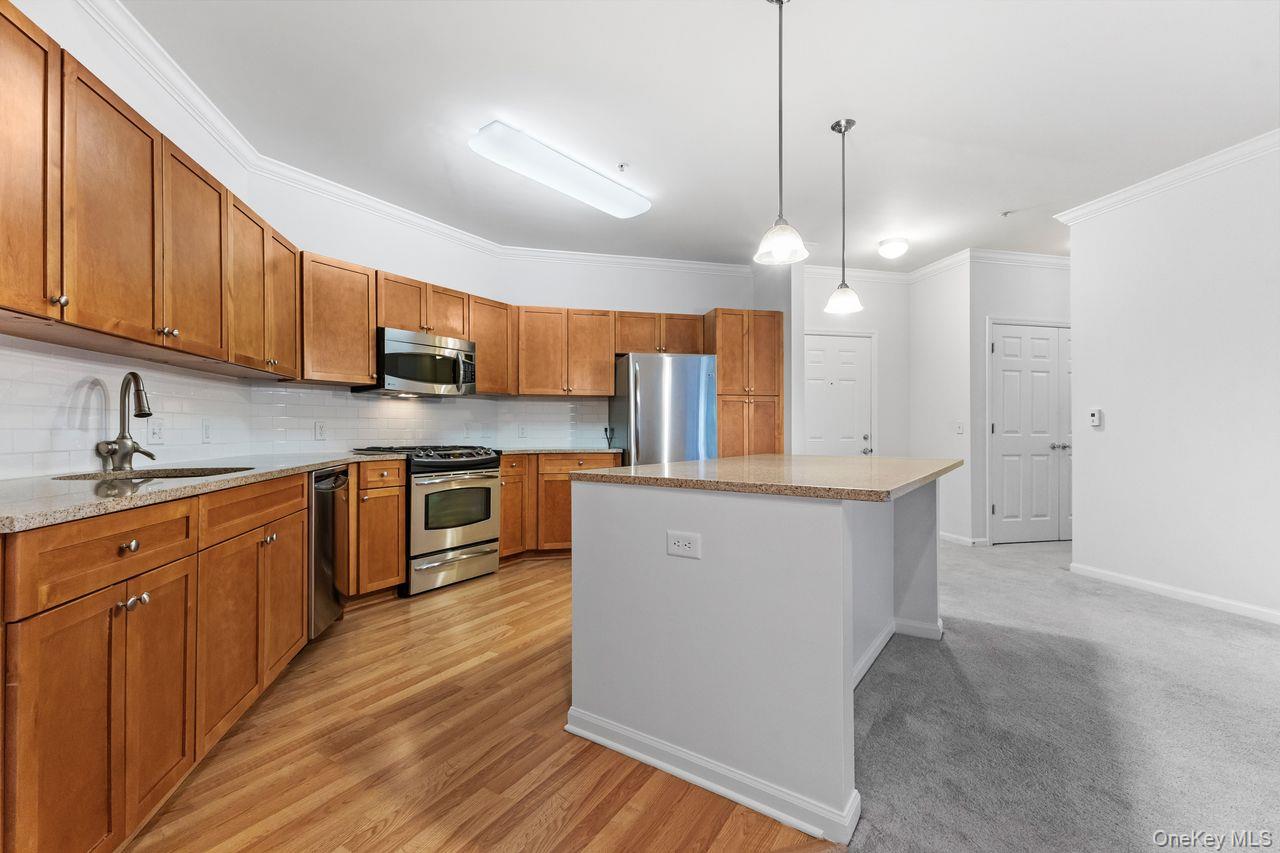 850 E Main Street # 322, Stamford, CT 06902