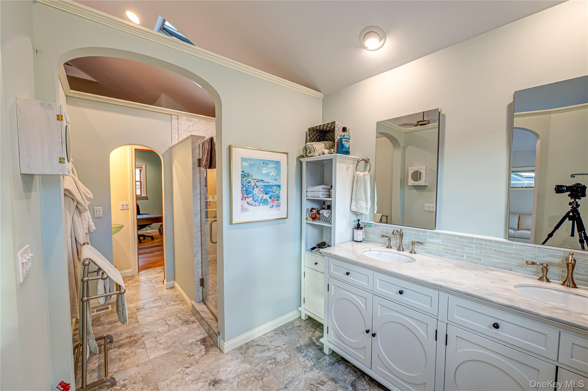 190 Academy Street, Bayport, NY 11705