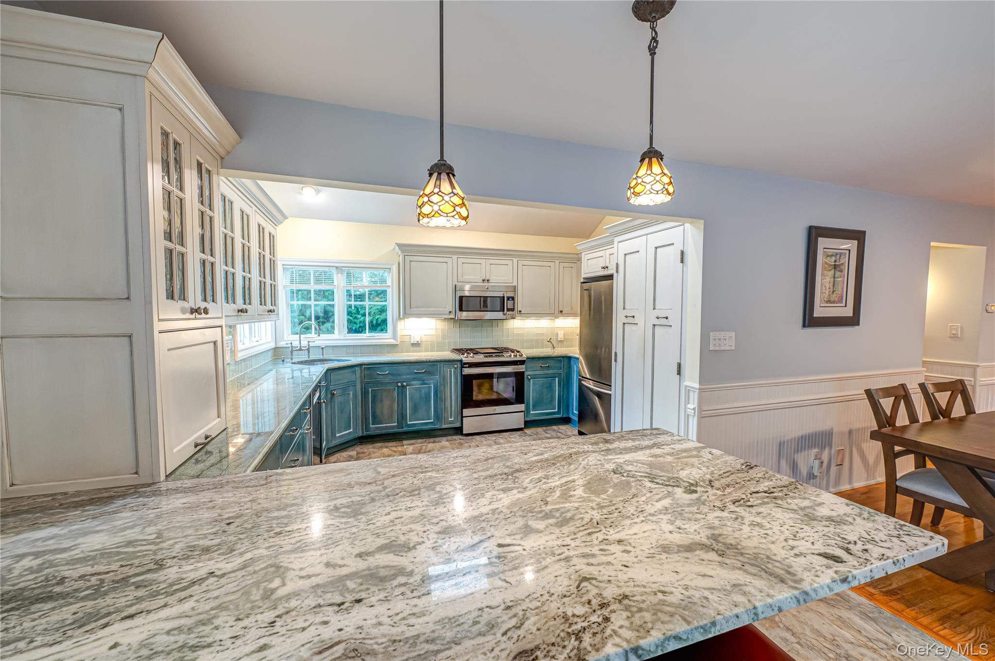 190 Academy Street, Bayport, NY 11705