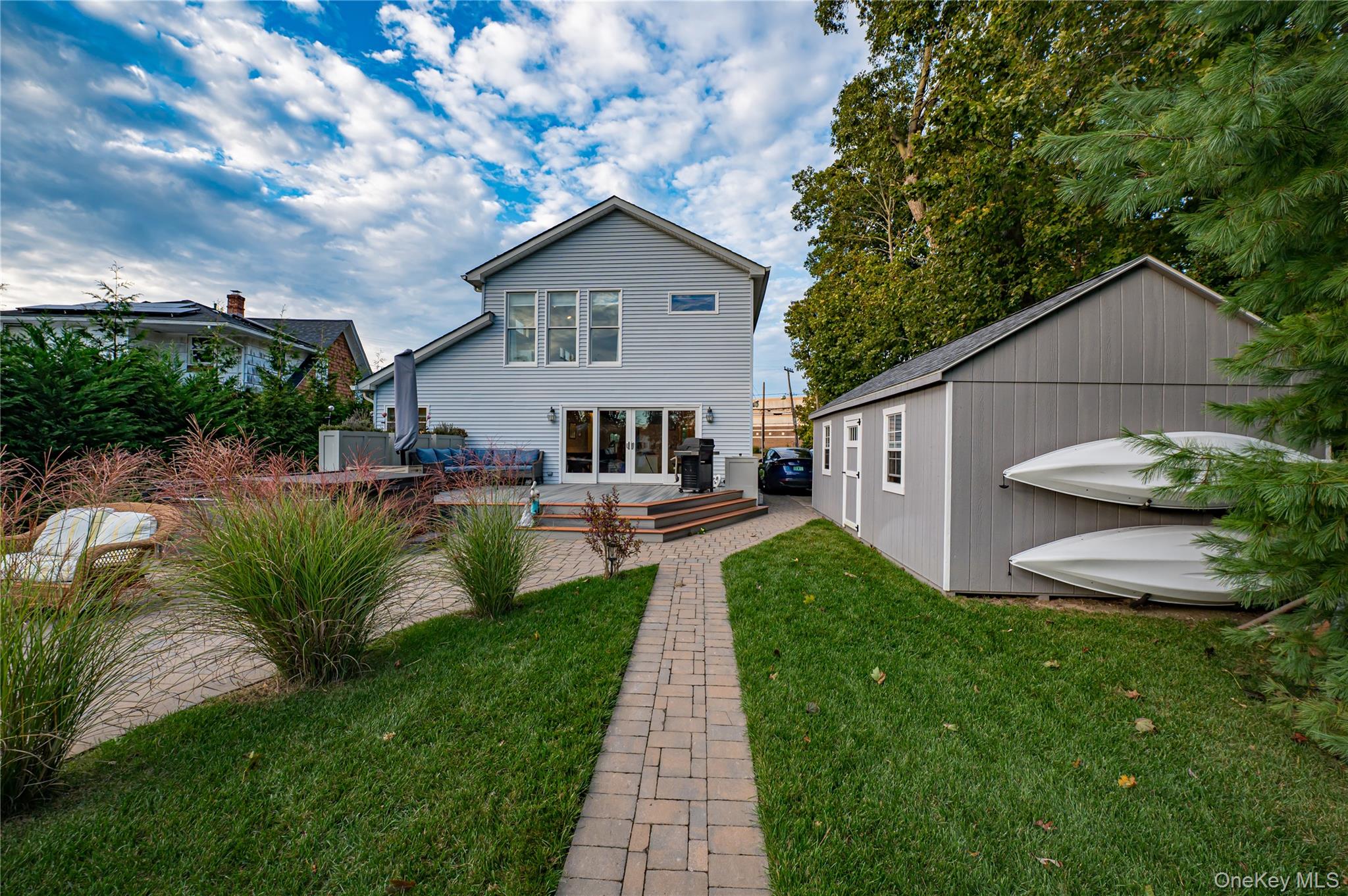 190 Academy Street, Bayport, NY 11705