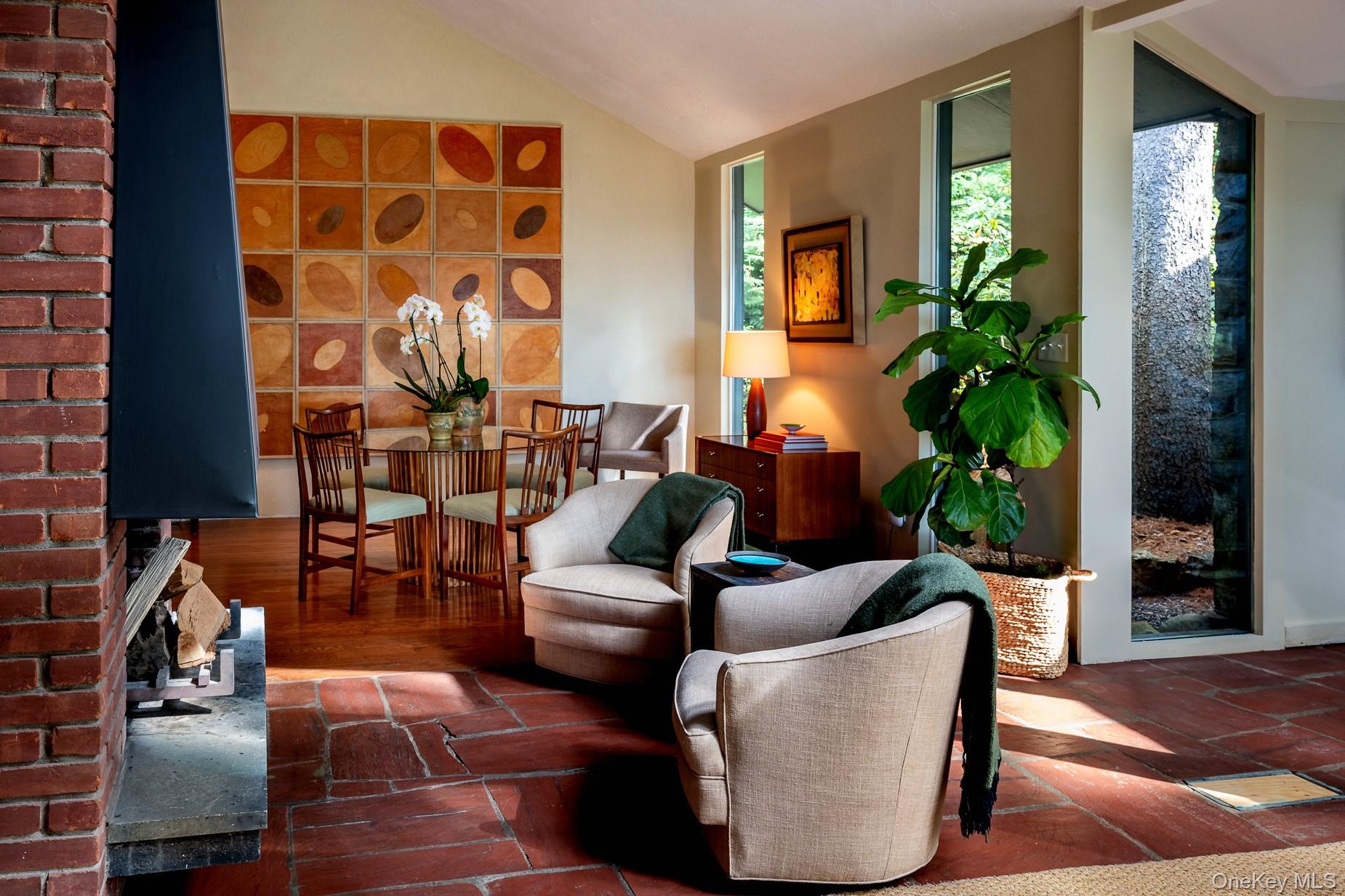 62 Circuit Road, Tuxedo Park, NY 10987