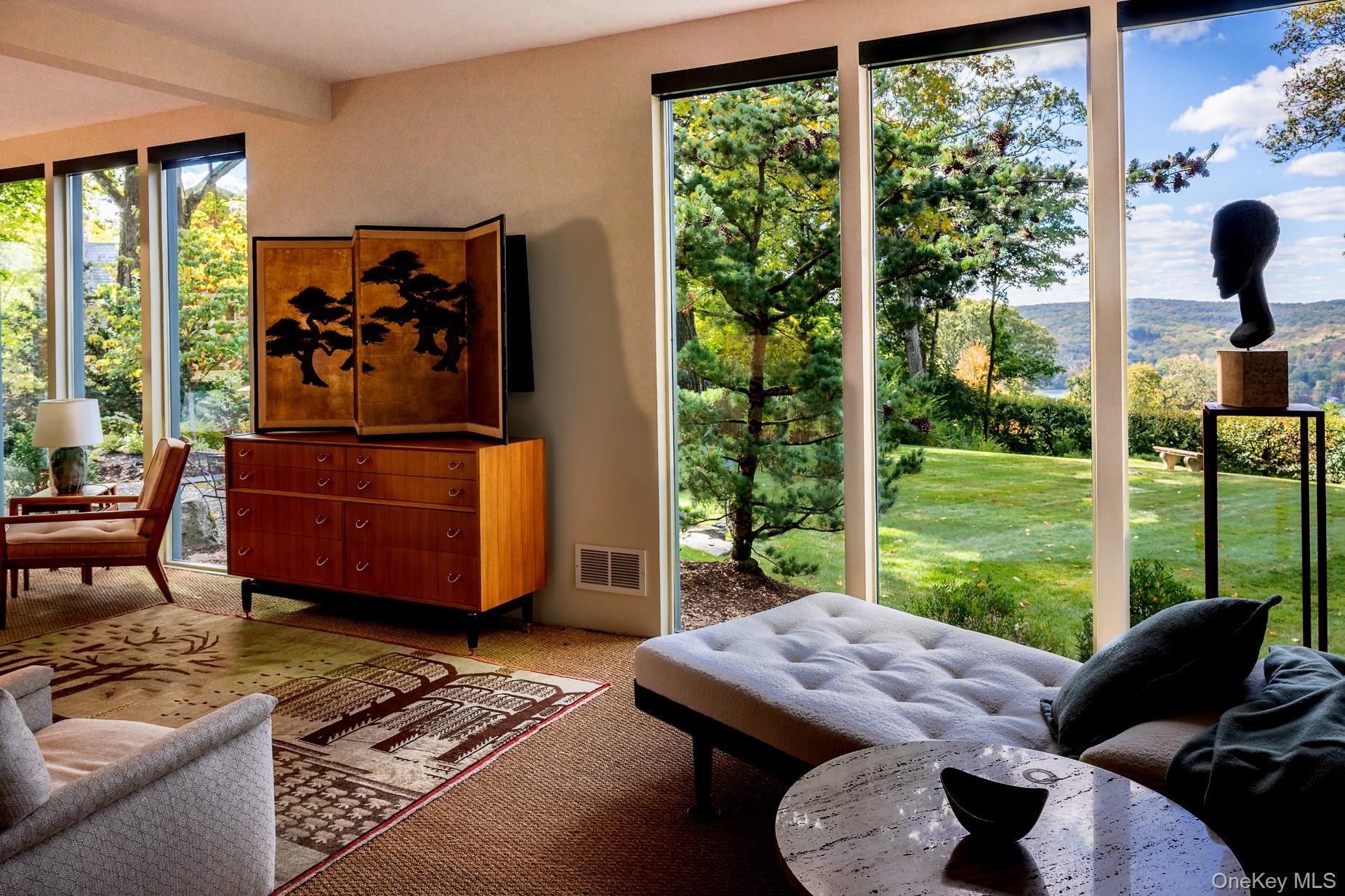 62 Circuit Road, Tuxedo Park, NY 10987