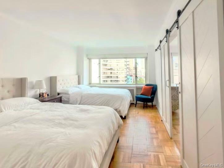 166 E 63 Street # 10C, New York (Manhattan), NY 10065