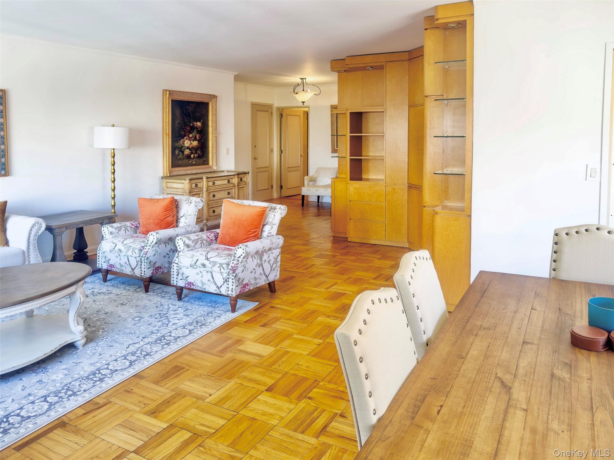 166 E 63 Street # 10C, New York (Manhattan), NY 10065