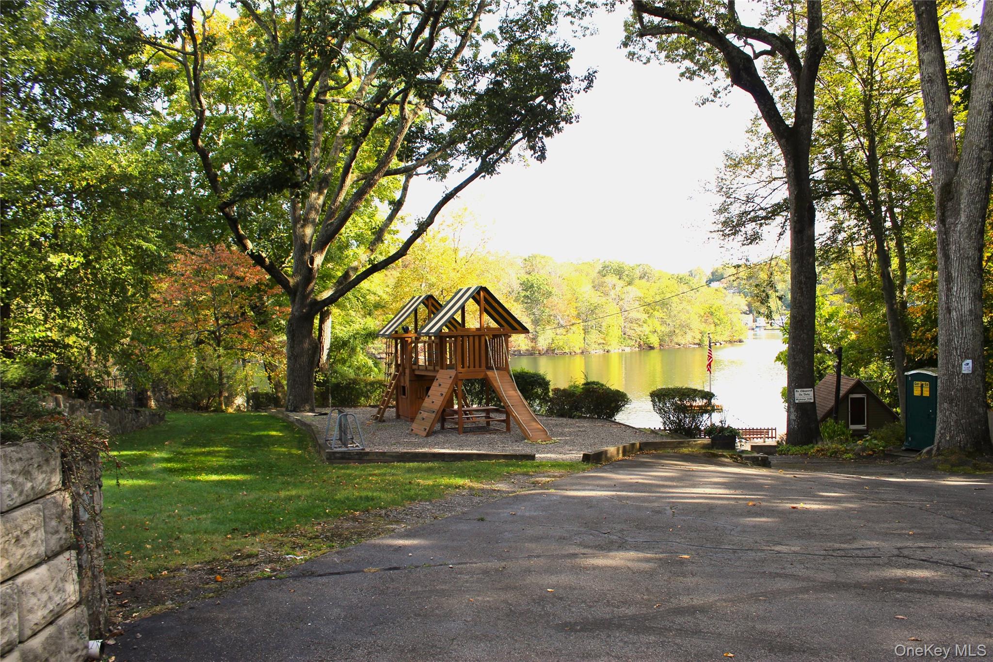 69 Woodland Road, Mahopac, NY 10541