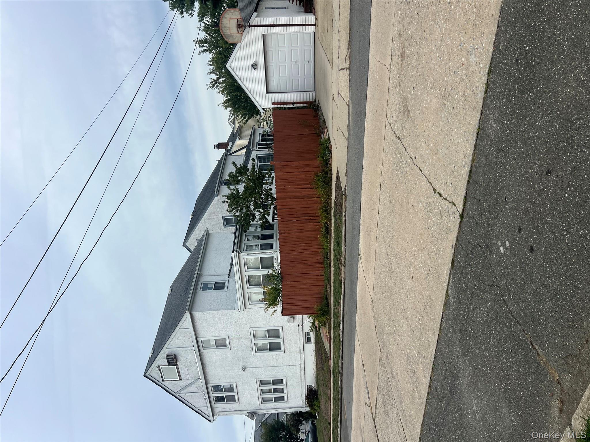 90 Pearsall Avenue, Lynbrook, NY 11563