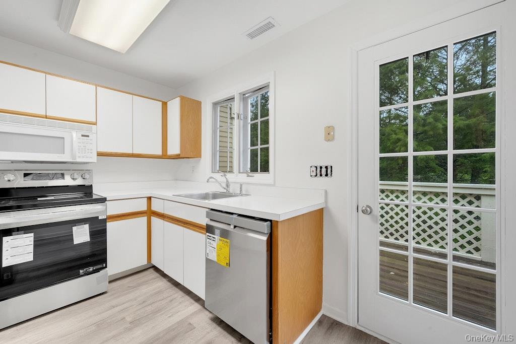 2102 Martingale Drive, Carmel, NY 10512