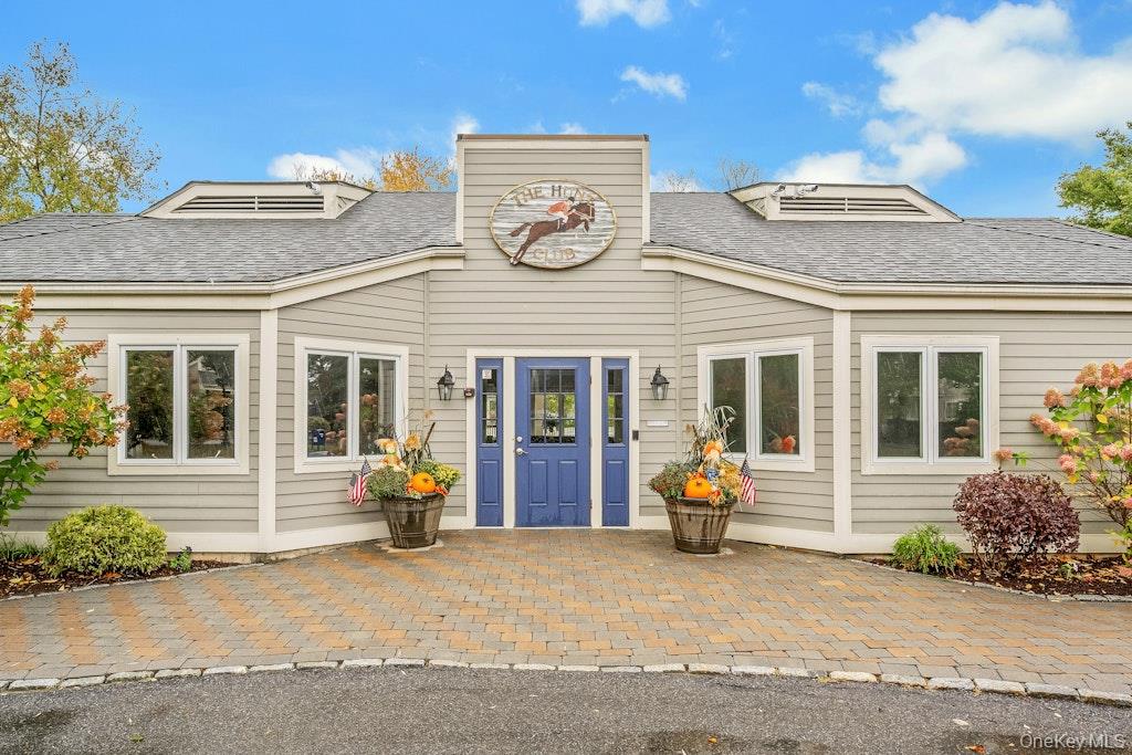 2102 Martingale Drive, Carmel, NY 10512