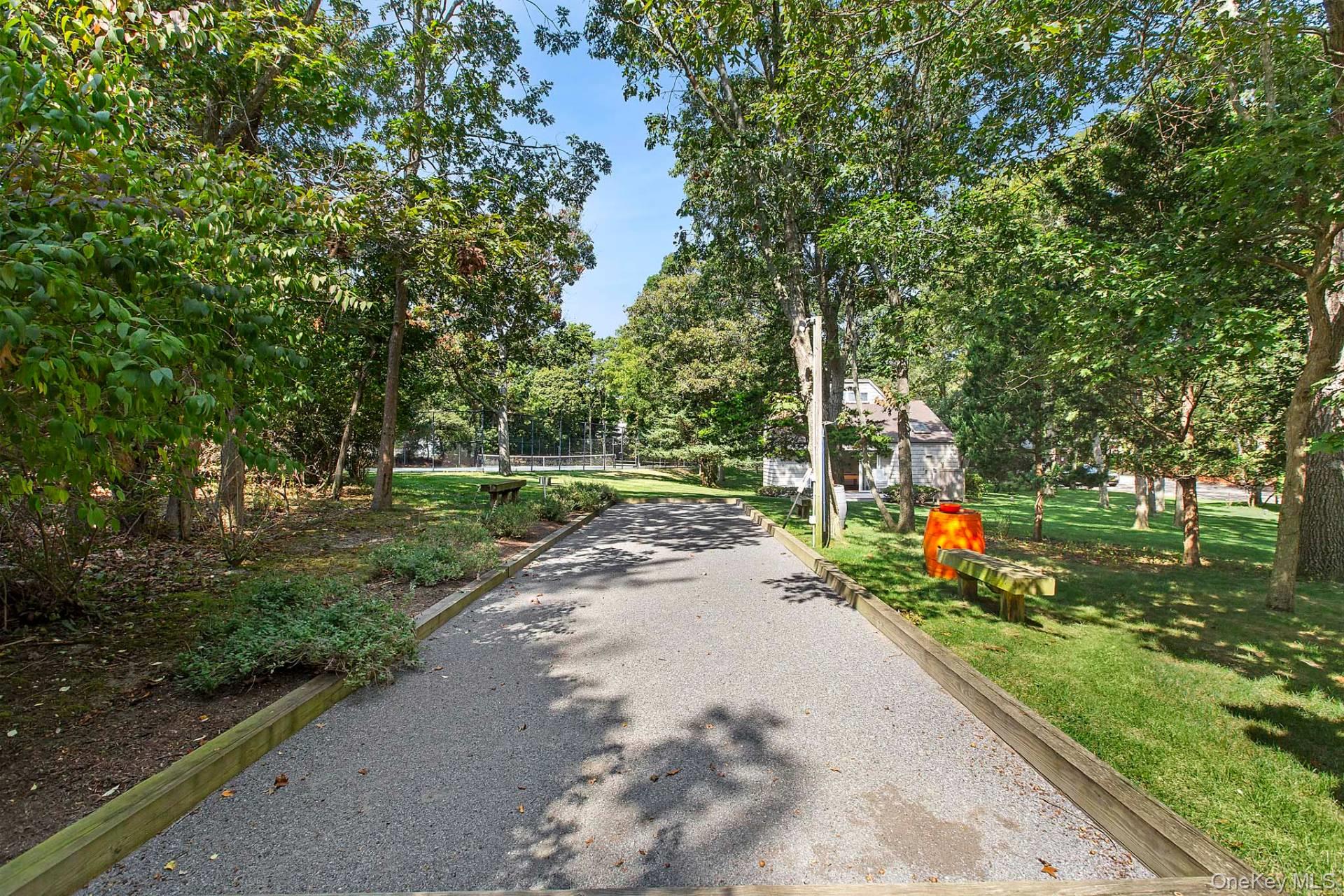 8 Russell Lane, Hampton Bays, NY 11946