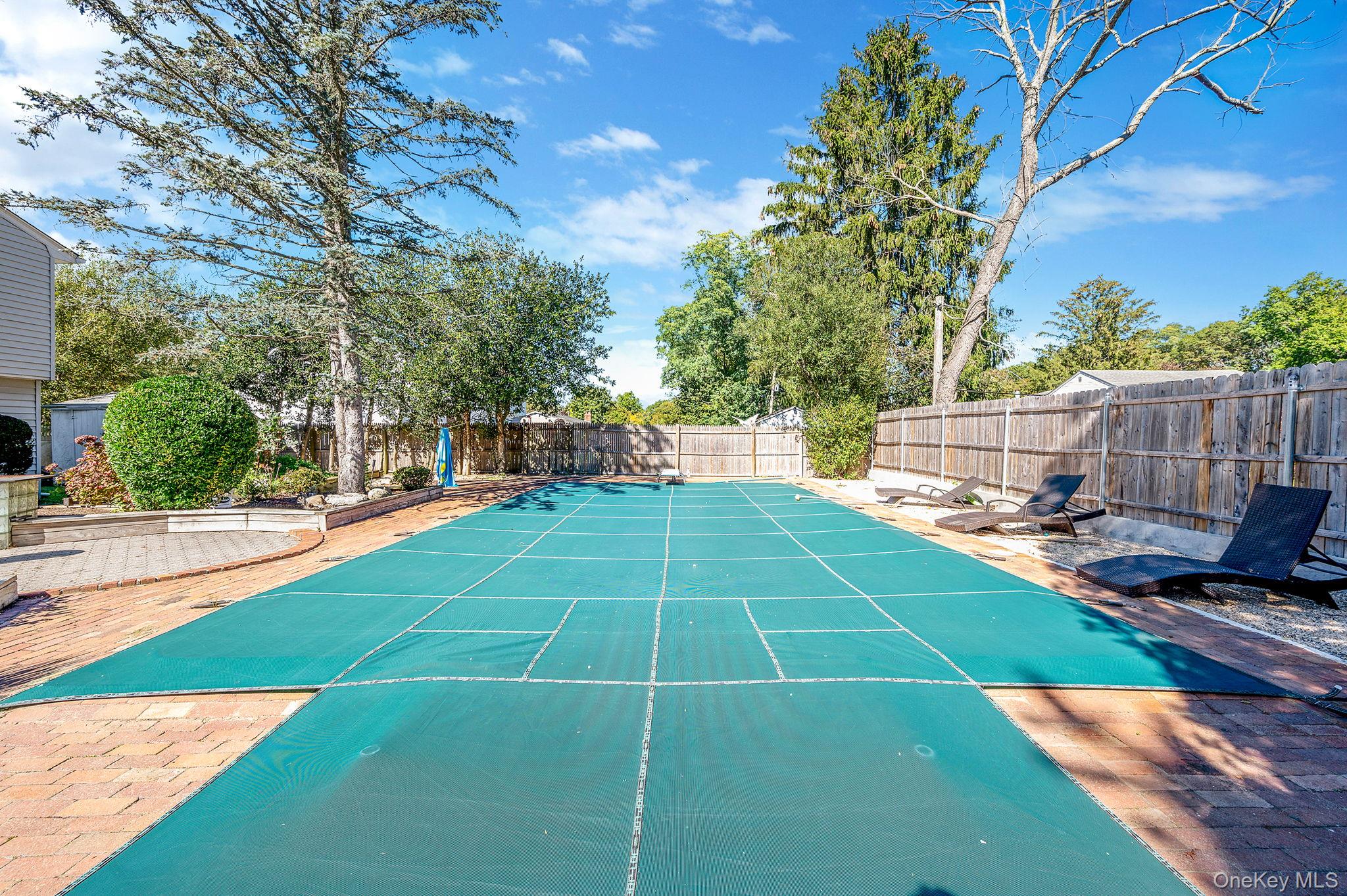 19 Dumond Place, Coram, NY 11727