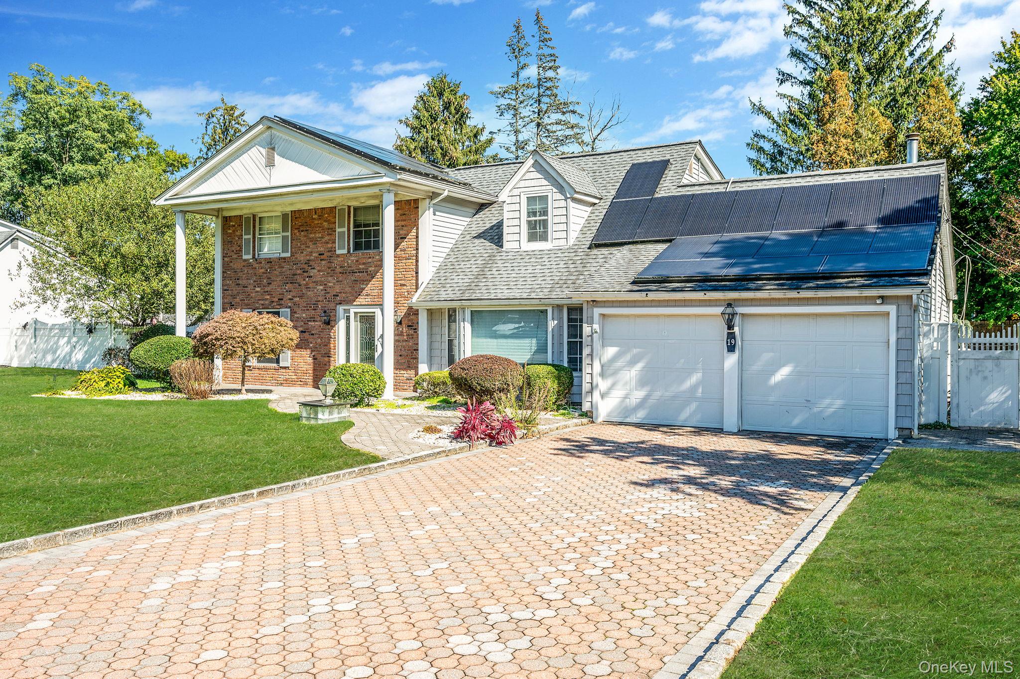 19 Dumond Place, Coram, NY 11727