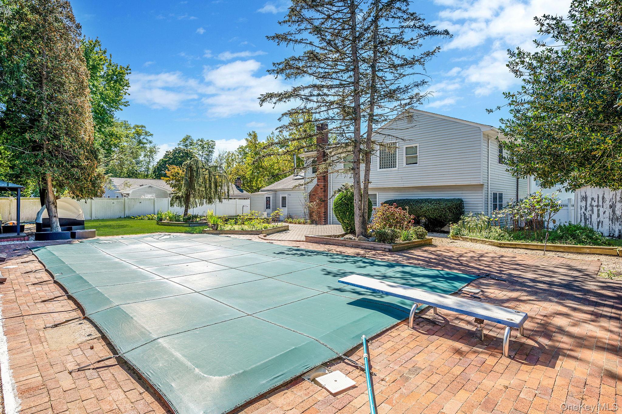 19 Dumond Place, Coram, NY 11727