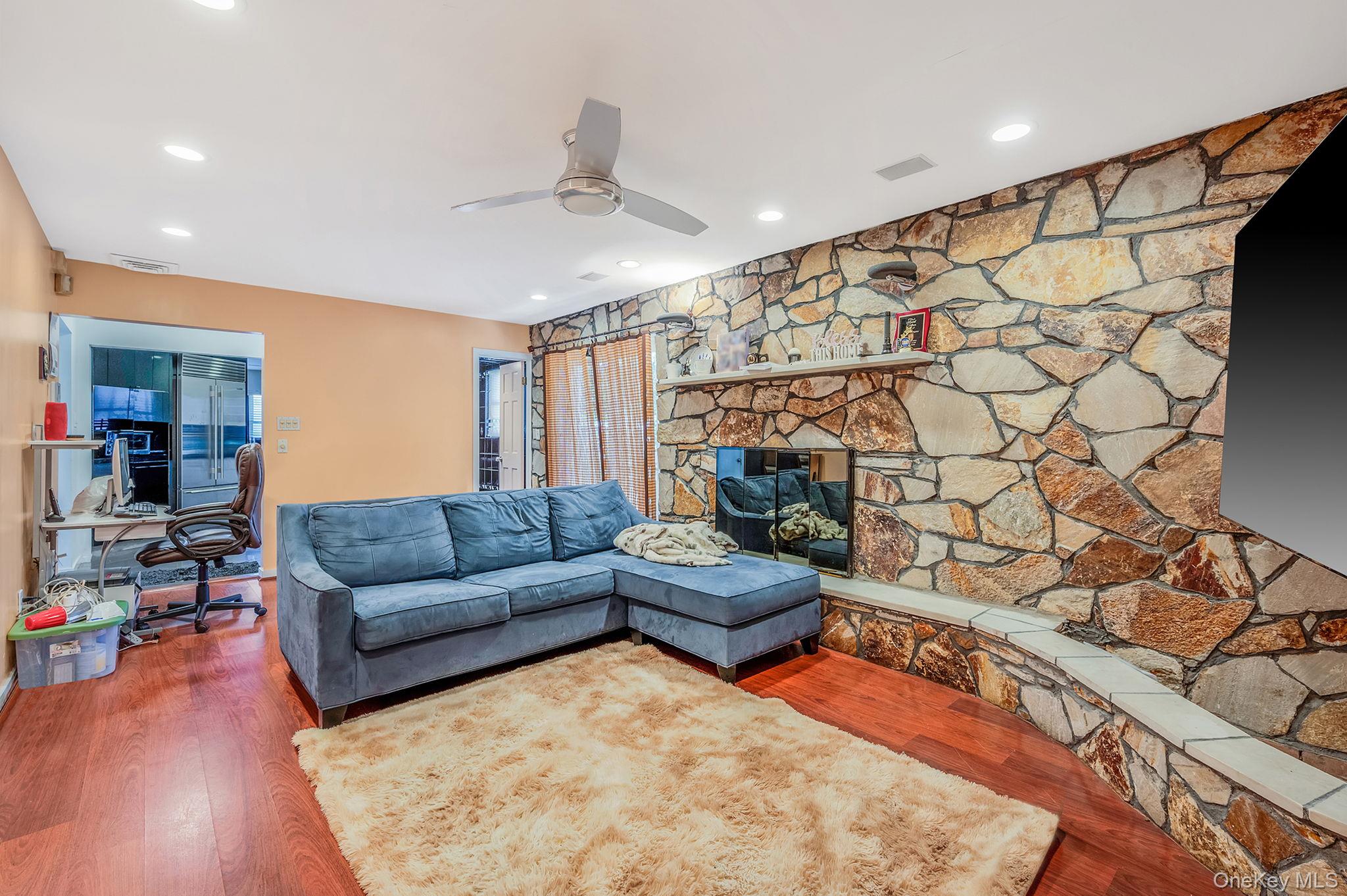 19 Dumond Place, Coram, NY 11727