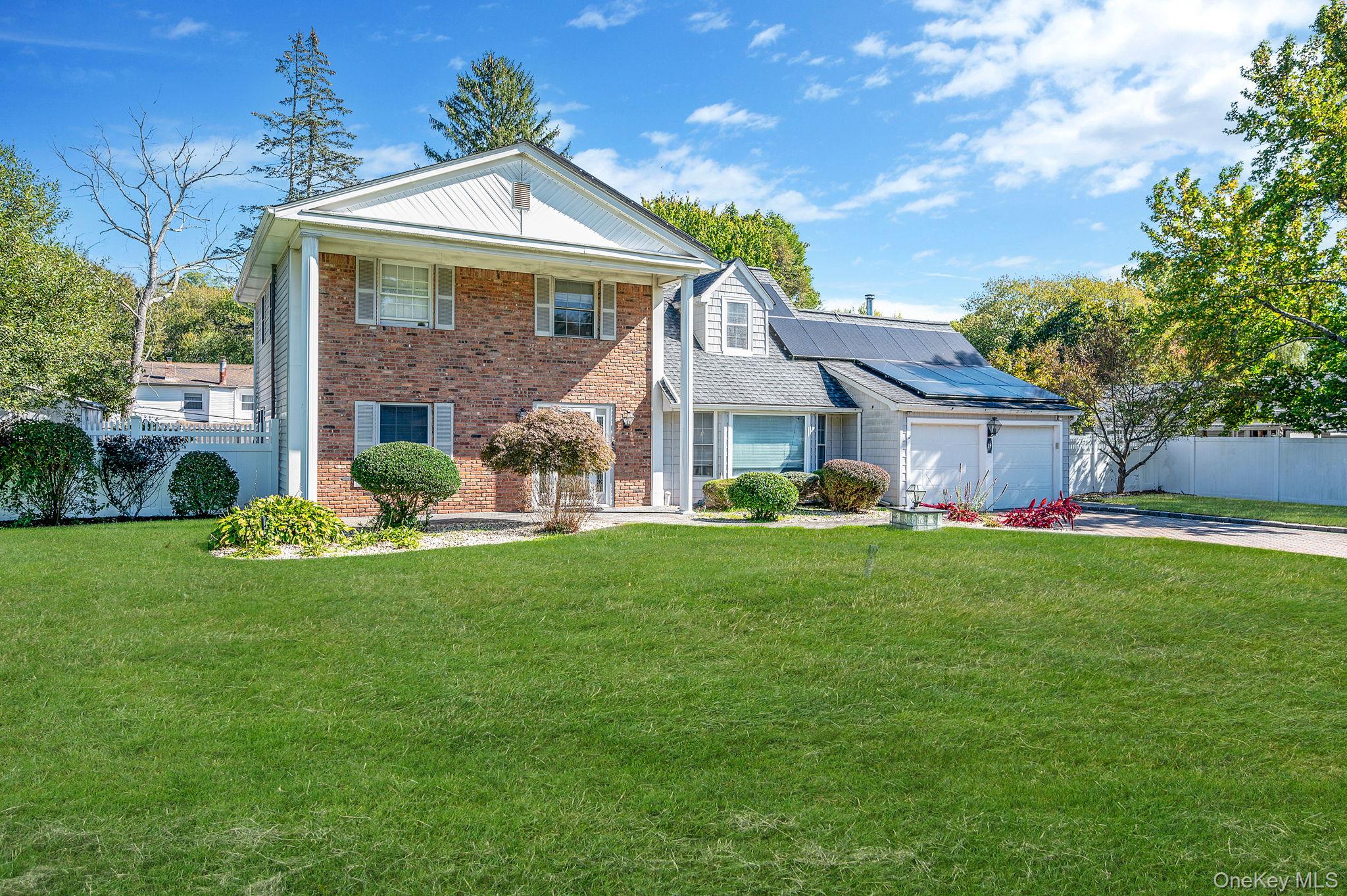 19 Dumond Place, Coram, NY 11727