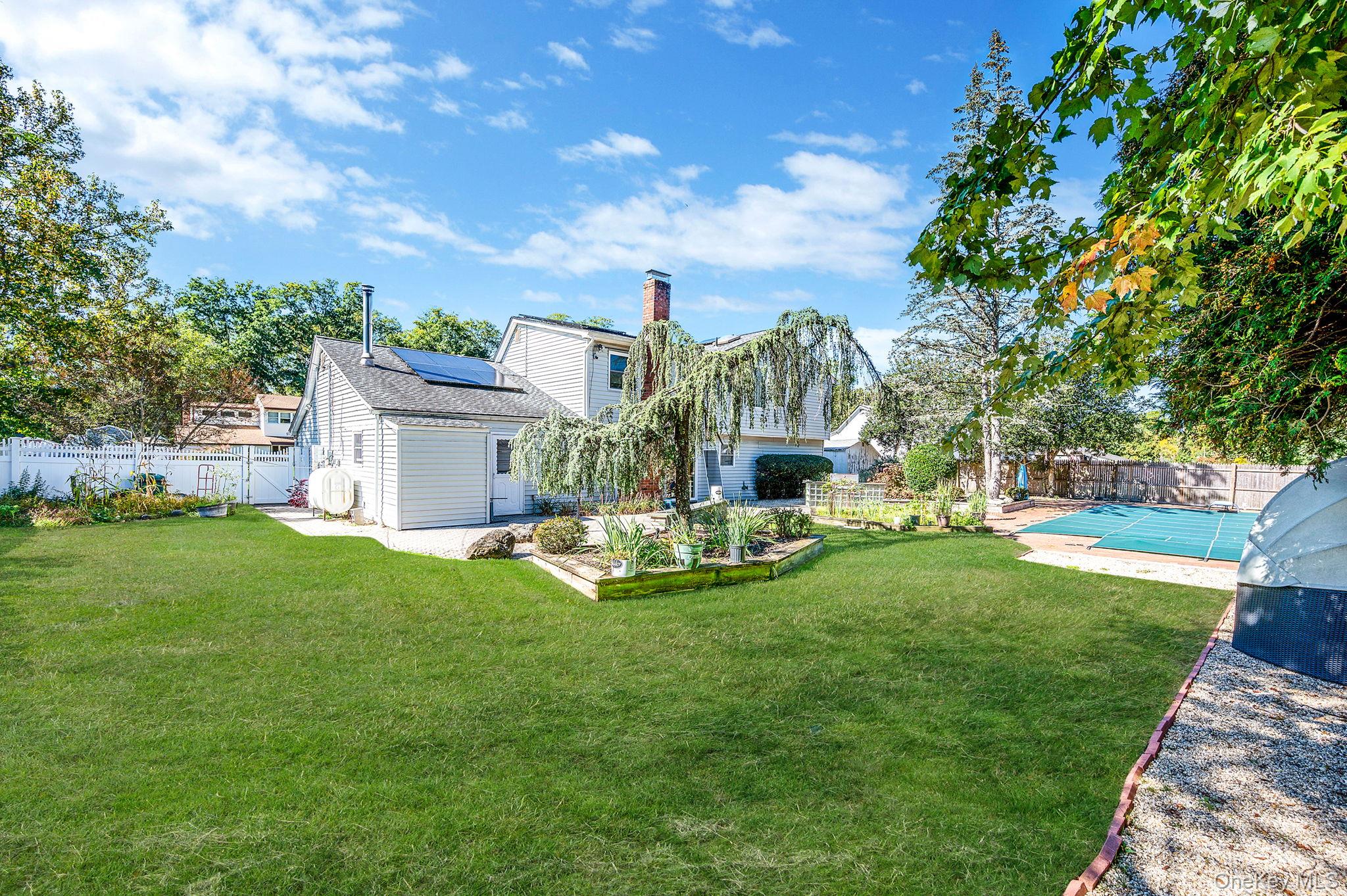 19 Dumond Place, Coram, NY 11727