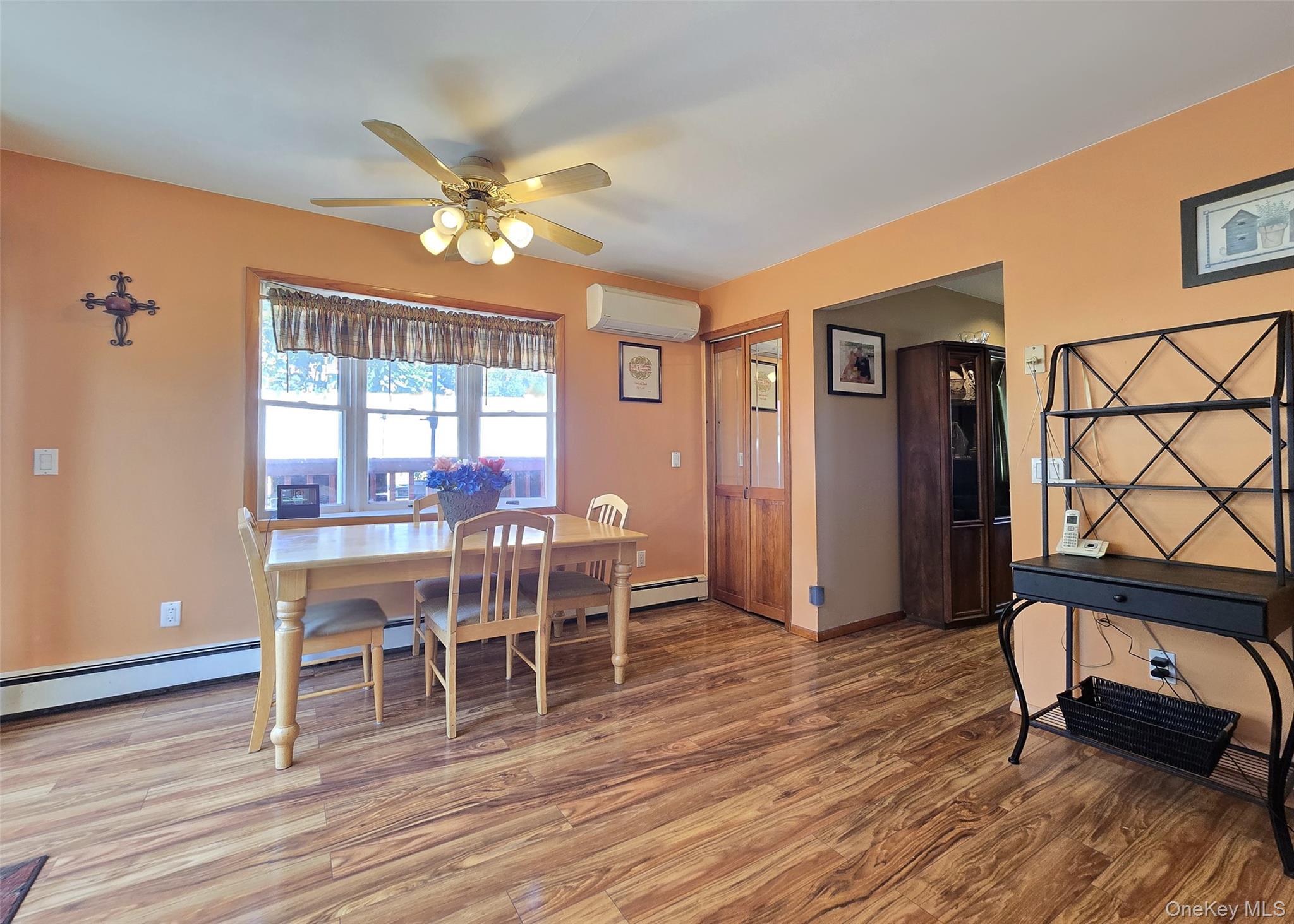 3 Broadway, Ronkonkoma, NY 11779