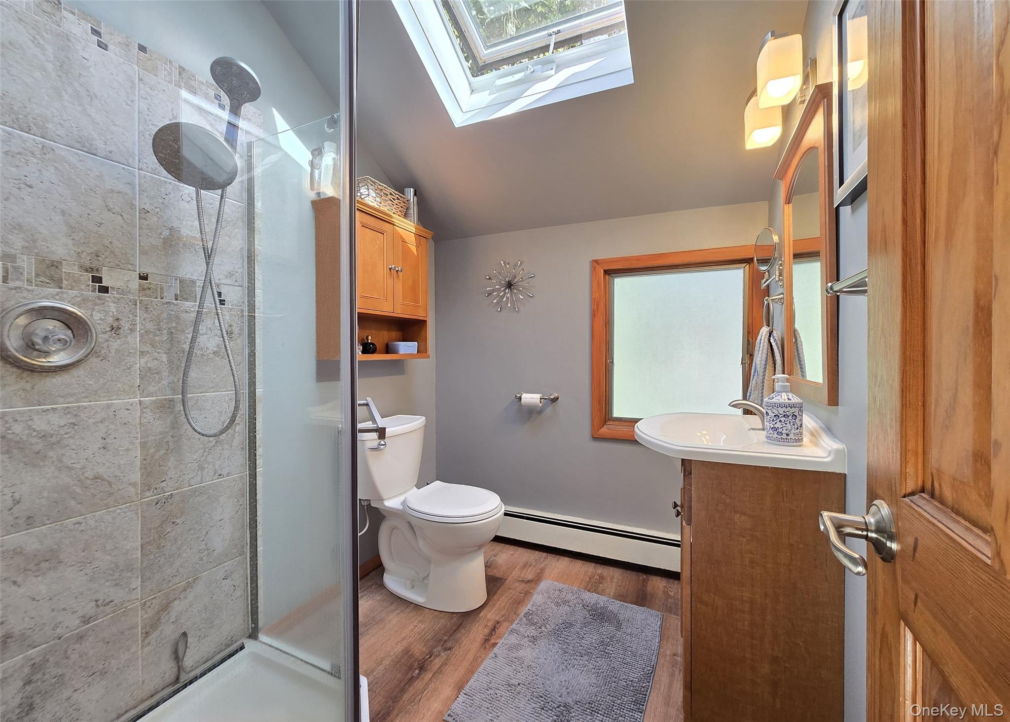 3 Broadway, Ronkonkoma, NY 11779