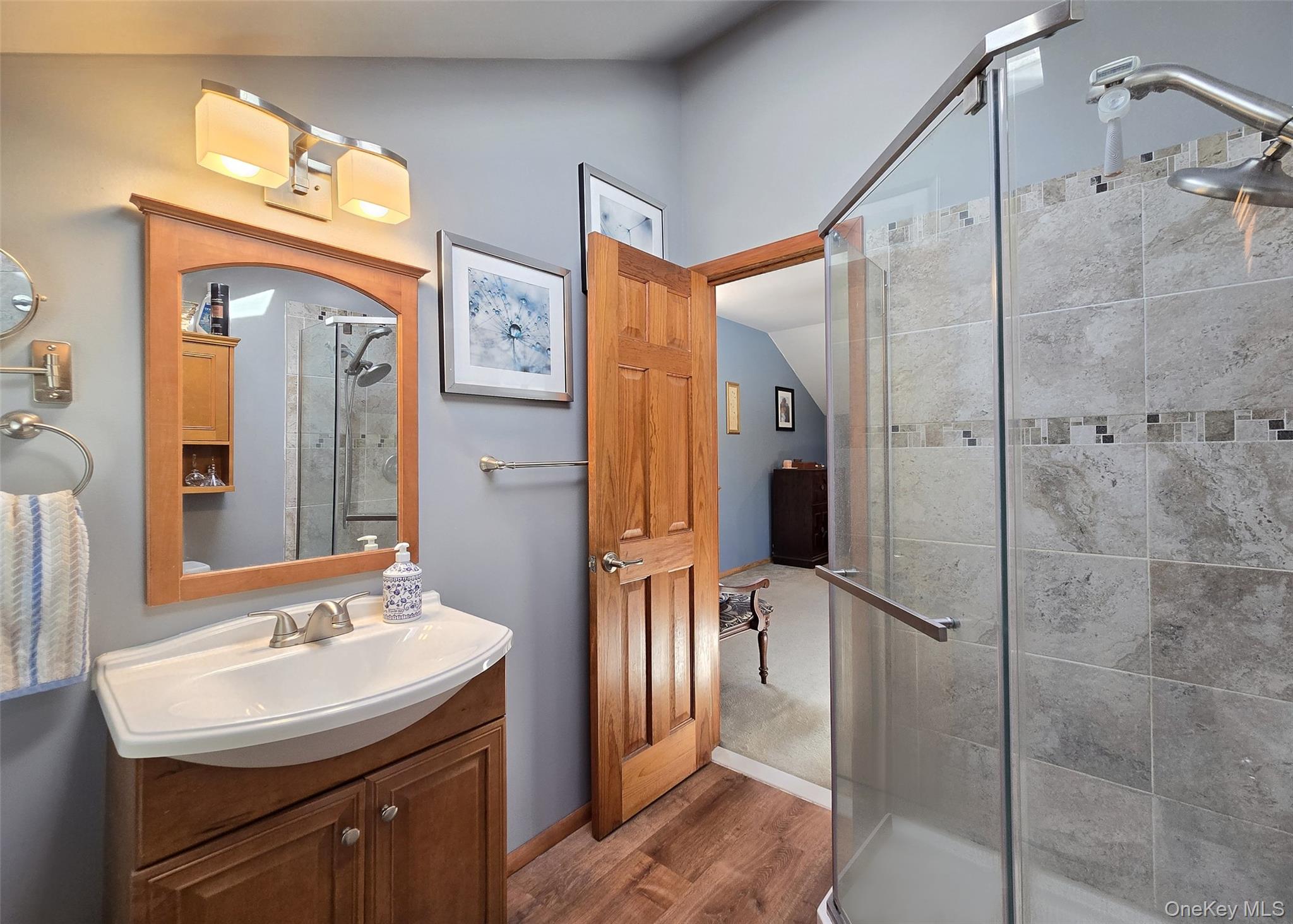 3 Broadway, Ronkonkoma, NY 11779