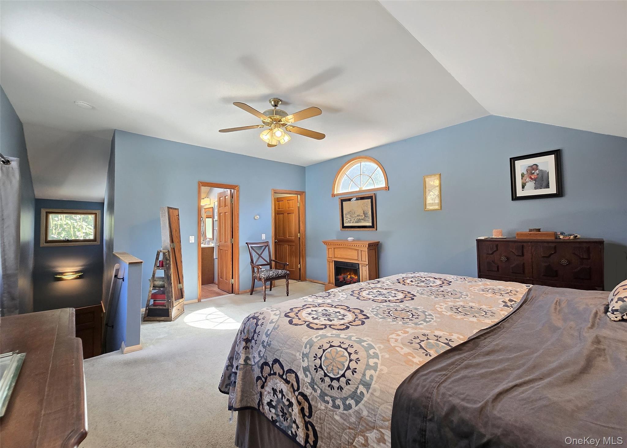 3 Broadway, Ronkonkoma, NY 11779