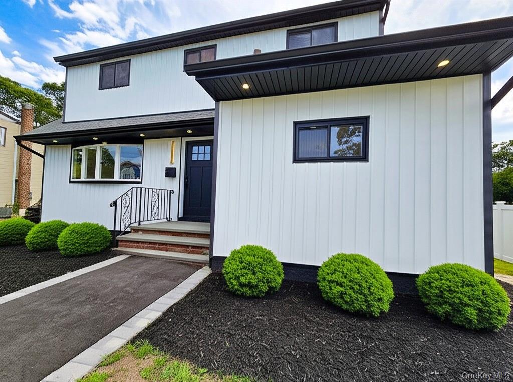 109 North Drive, Massapequa, NY 11758