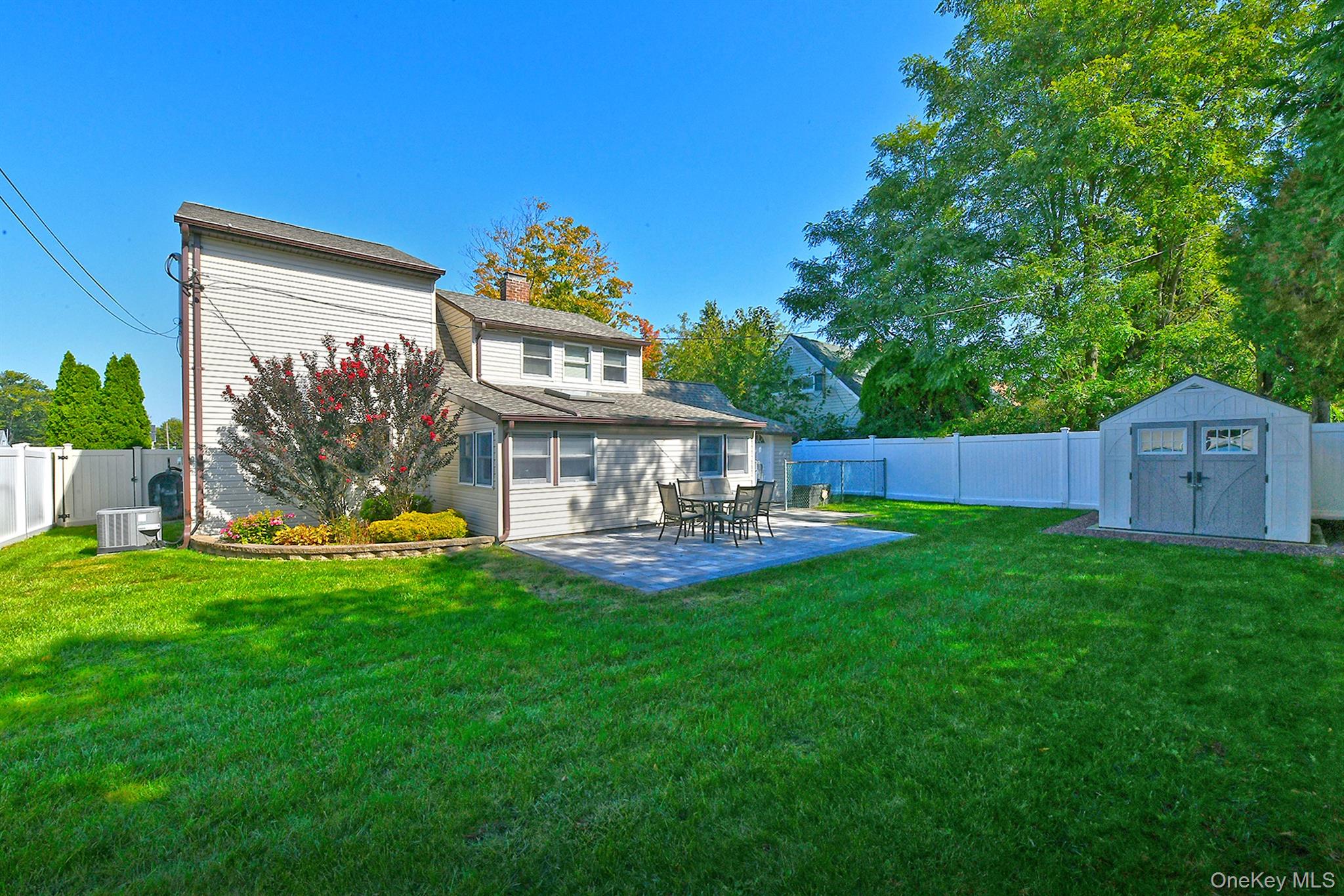 114 Twig Lane, Levittown, NY 11756