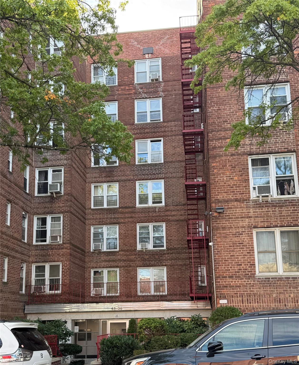 43-36 Robinson Street # 4F, Flushing, NY 11355