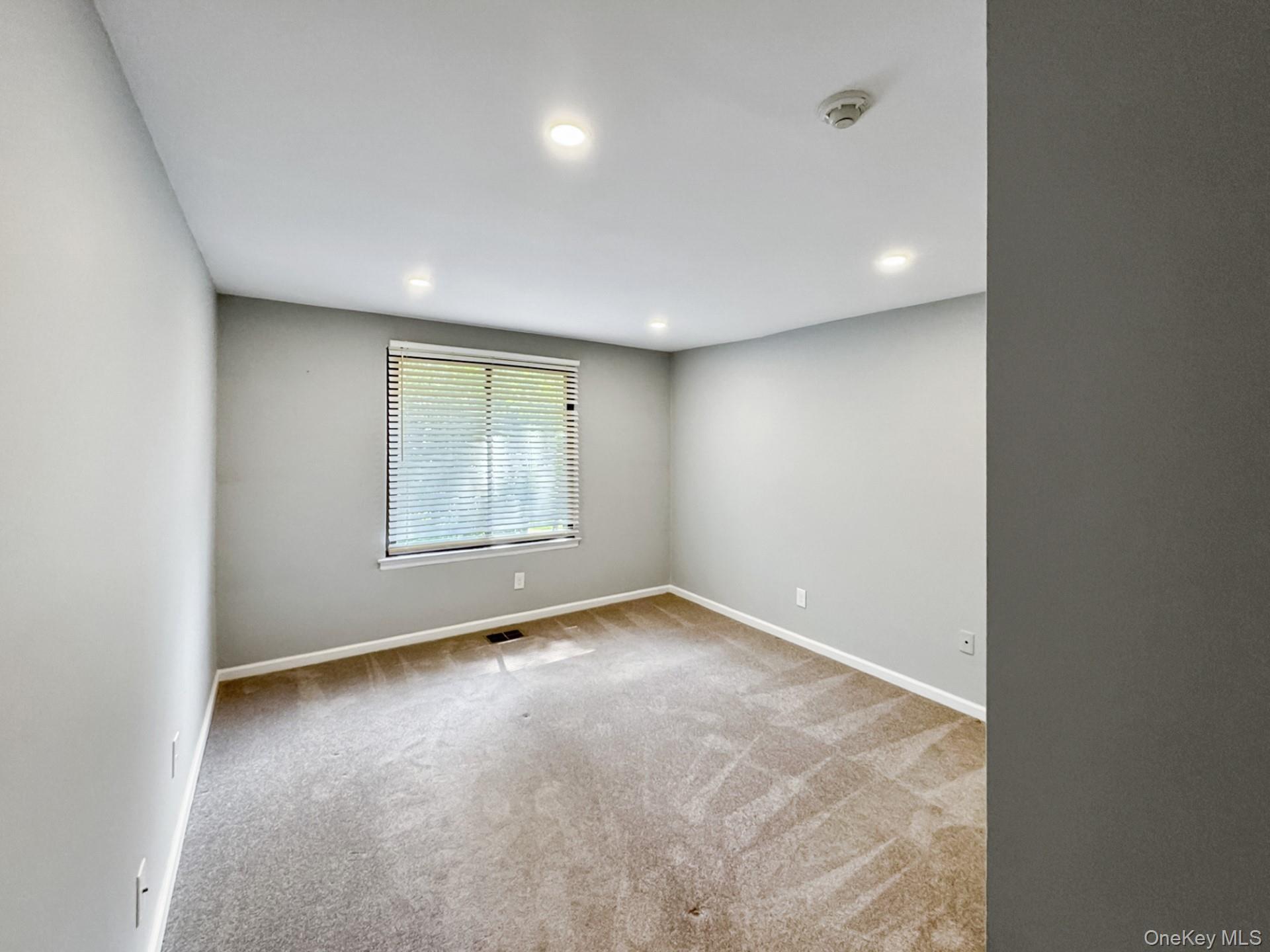 100 Glen Hollow Drive, Port Jefferson Station, NY 11776