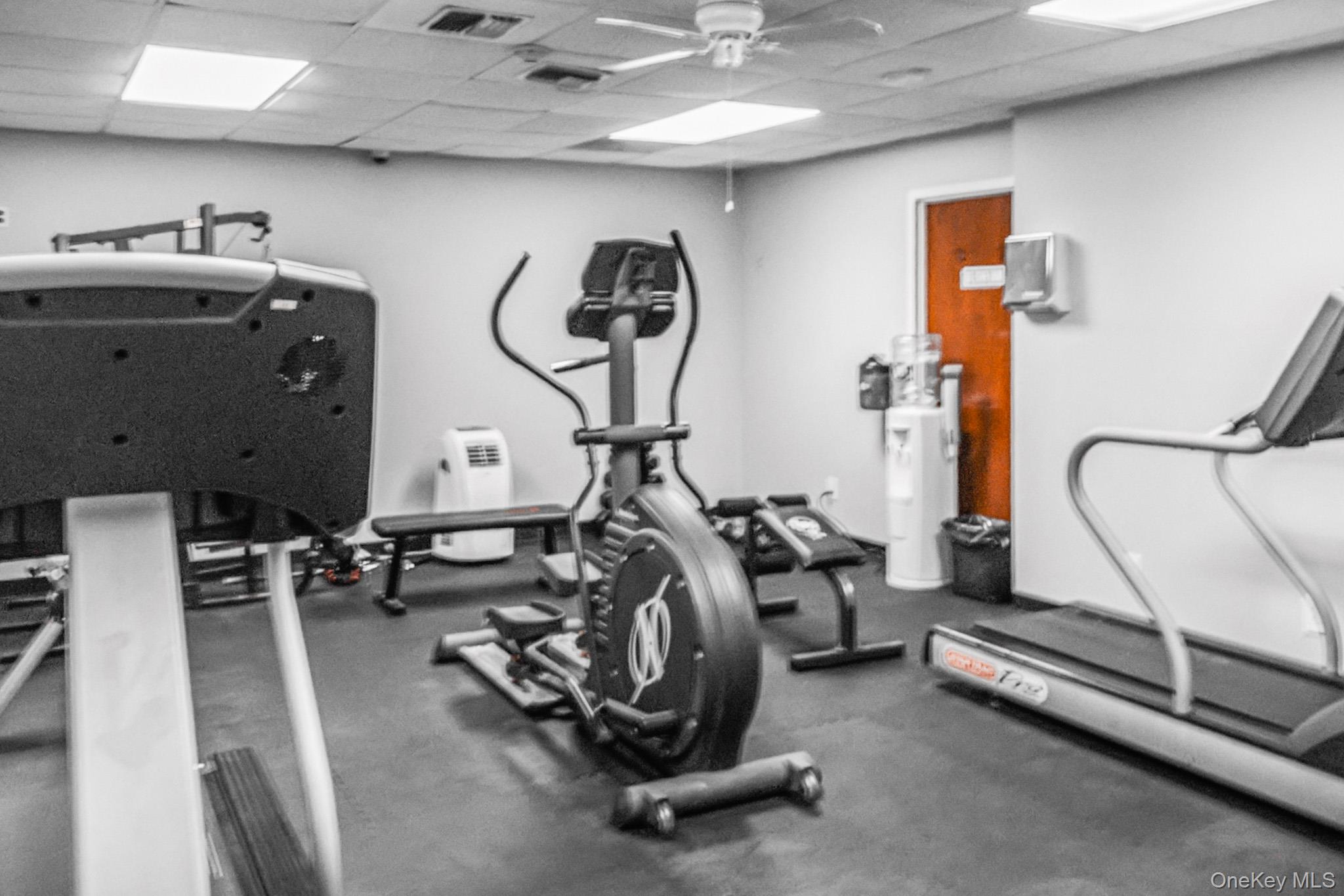 100 Glen Hollow Drive, Port Jefferson Station, NY 11776