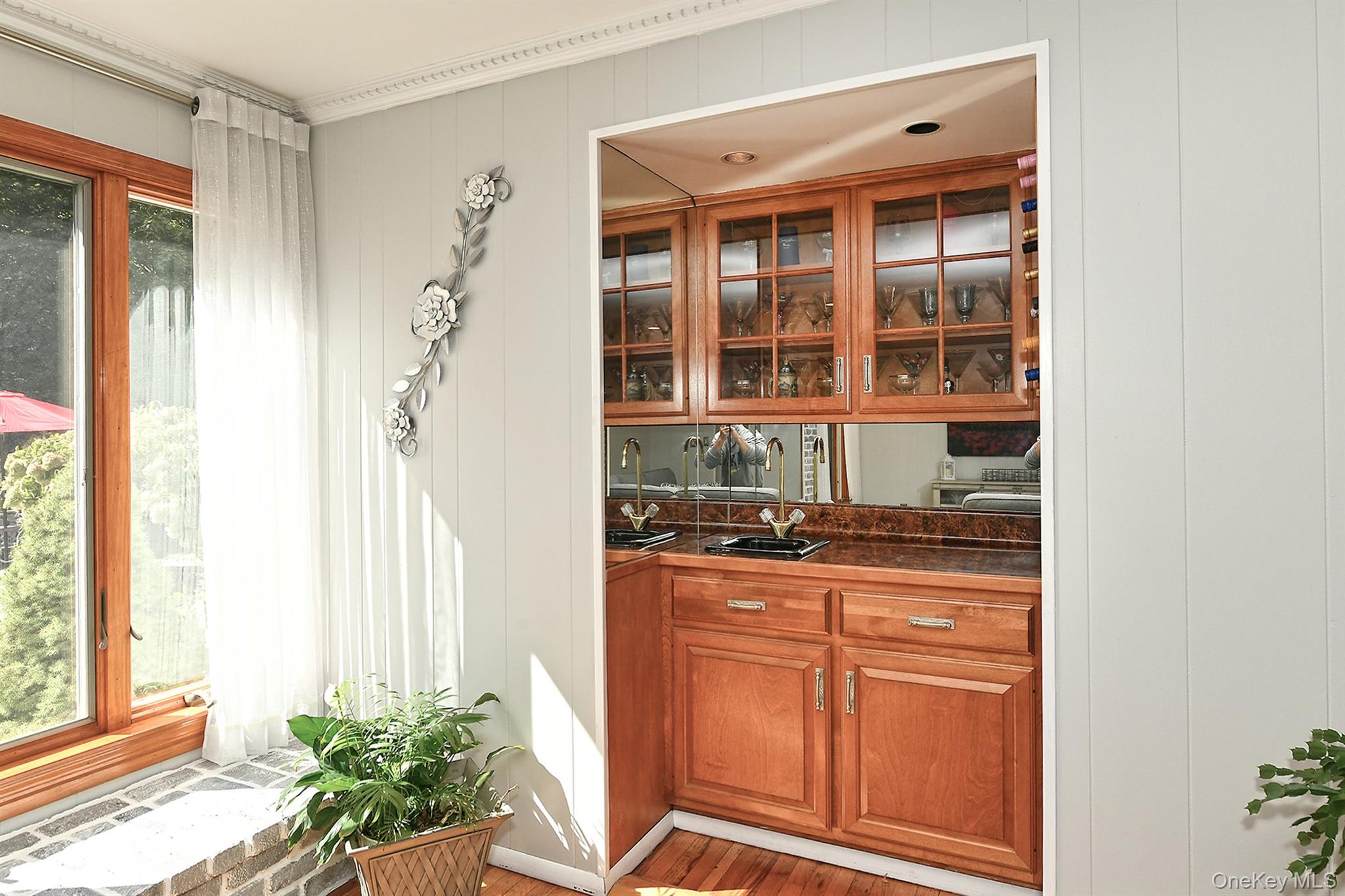 13 Green Knoll Court, Northport, NY 11768