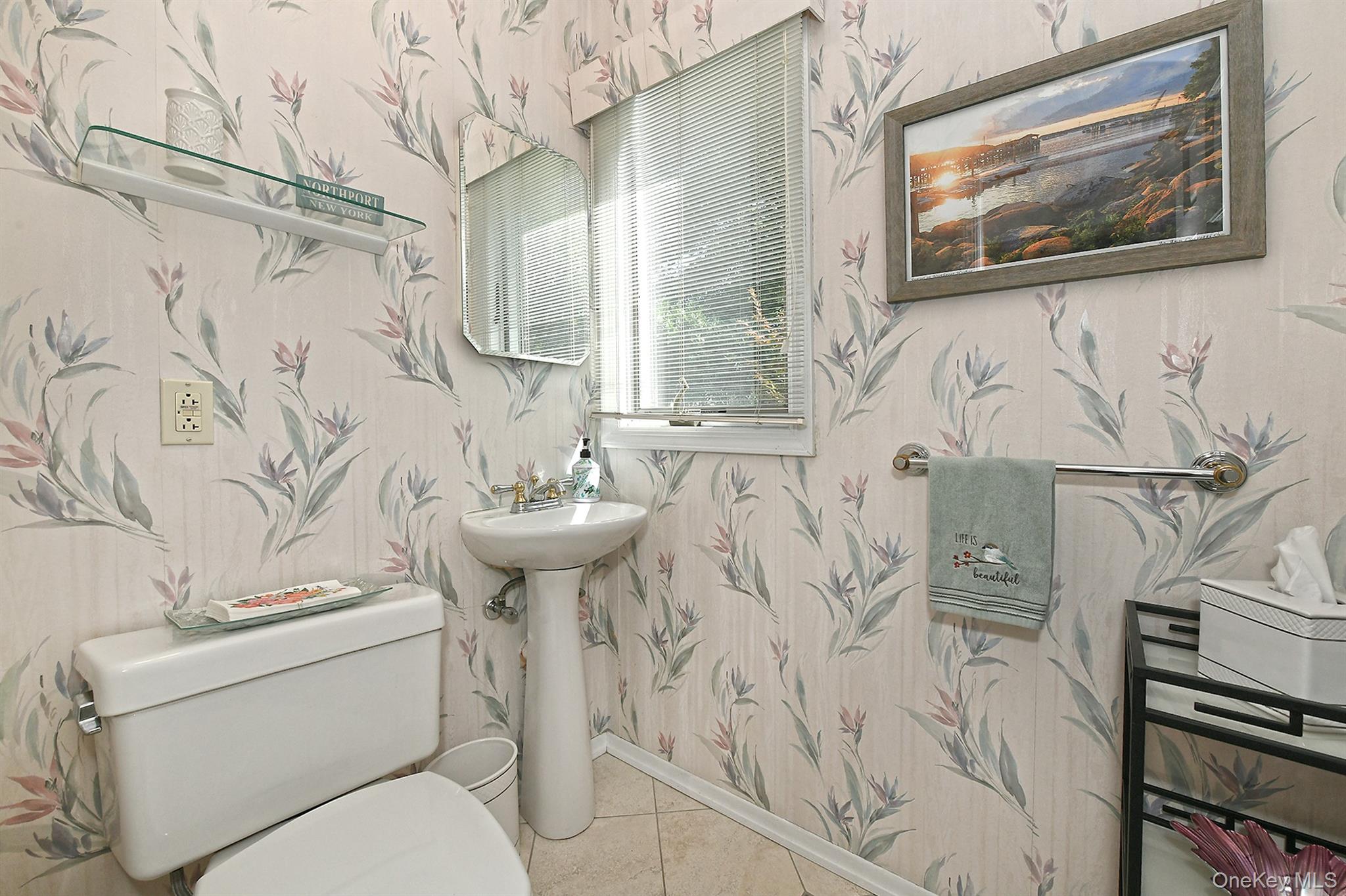 13 Green Knoll Court, Northport, NY 11768