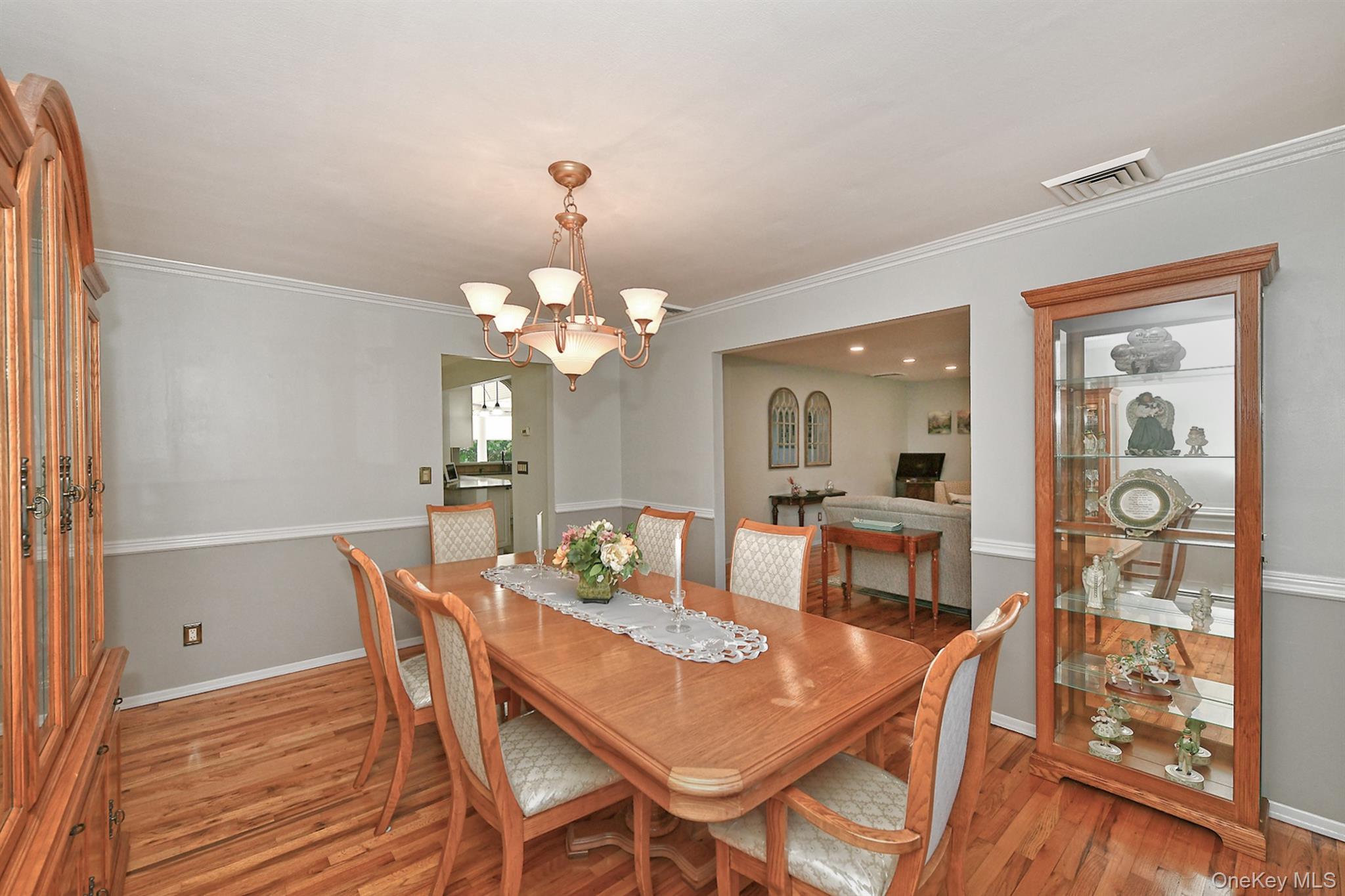 13 Green Knoll Court, Northport, NY 11768