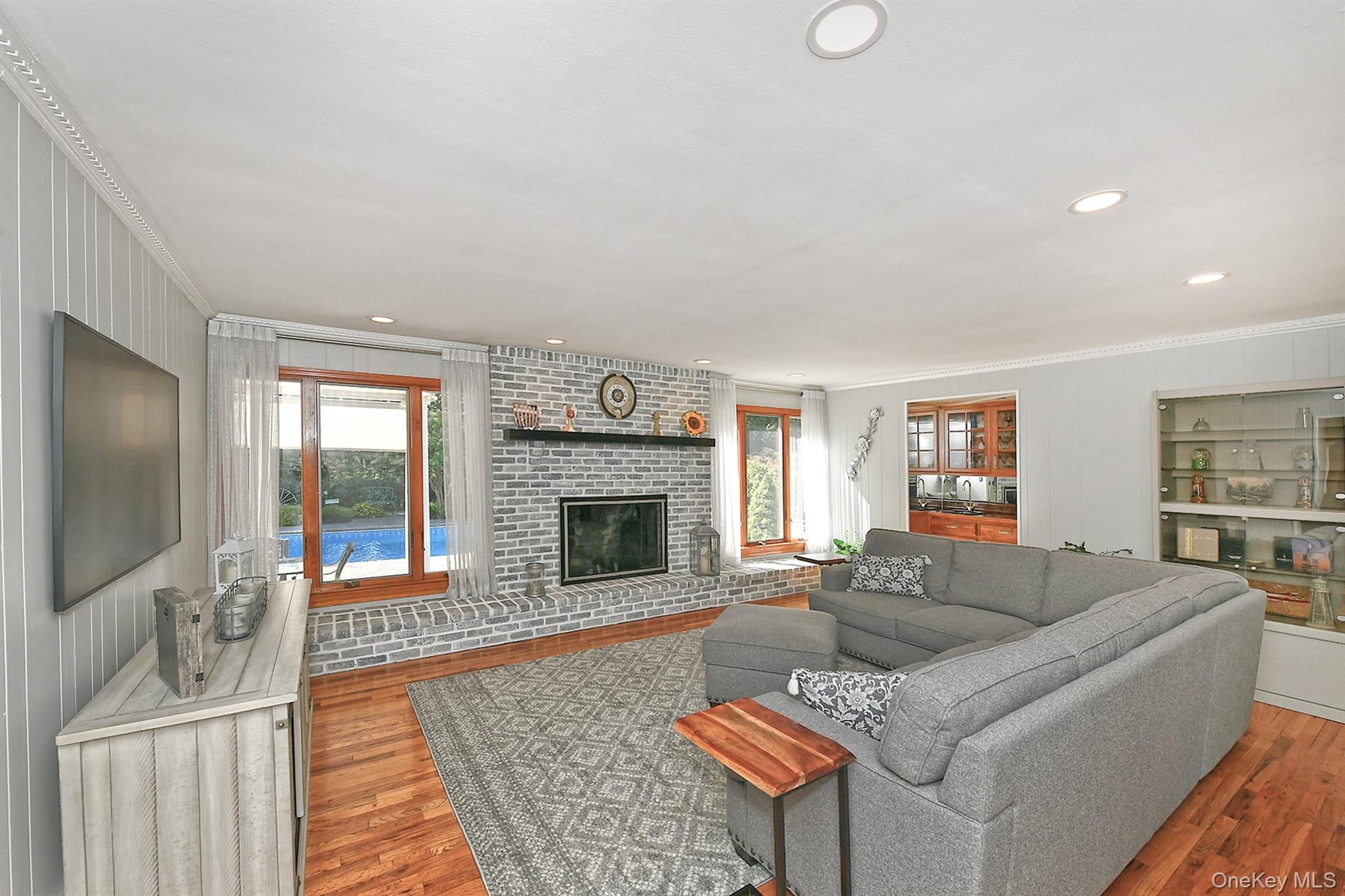 13 Green Knoll Court, Northport, NY 11768