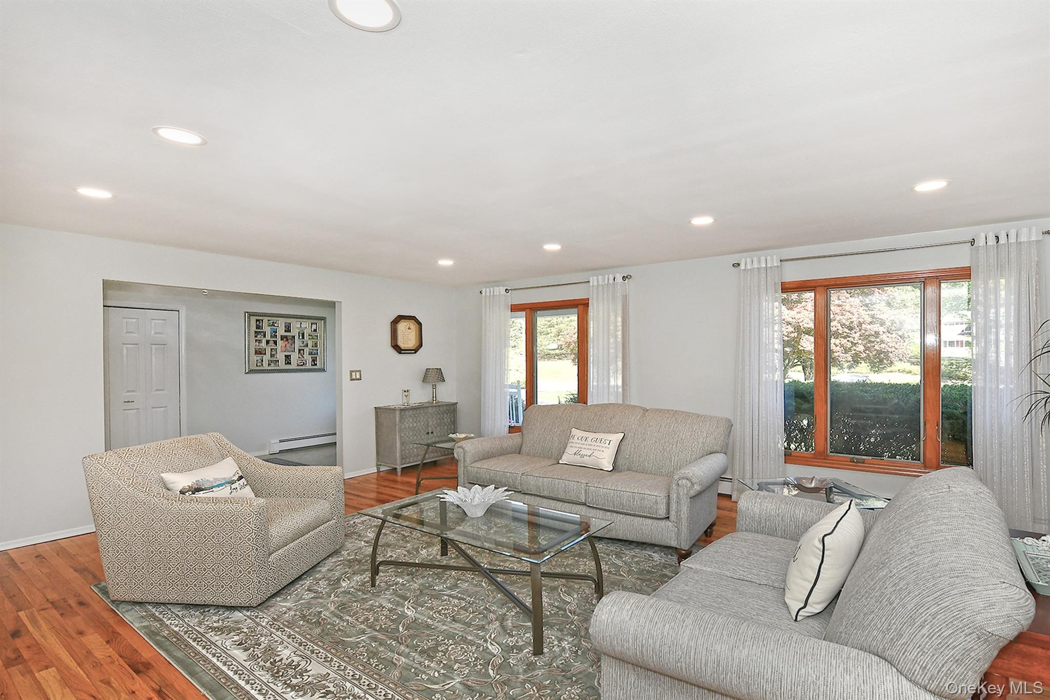 13 Green Knoll Court, Northport, NY 11768