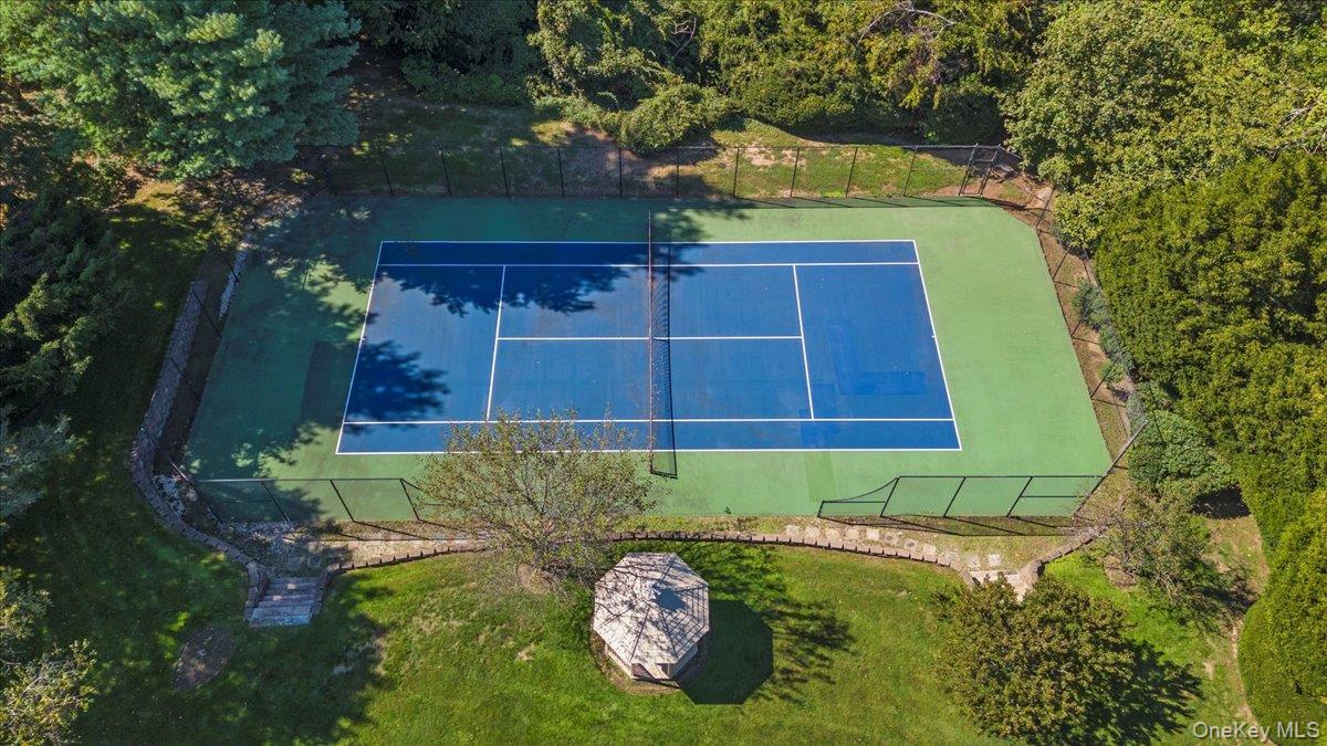 12 Ridge Court, Old Brookville, NY 11545