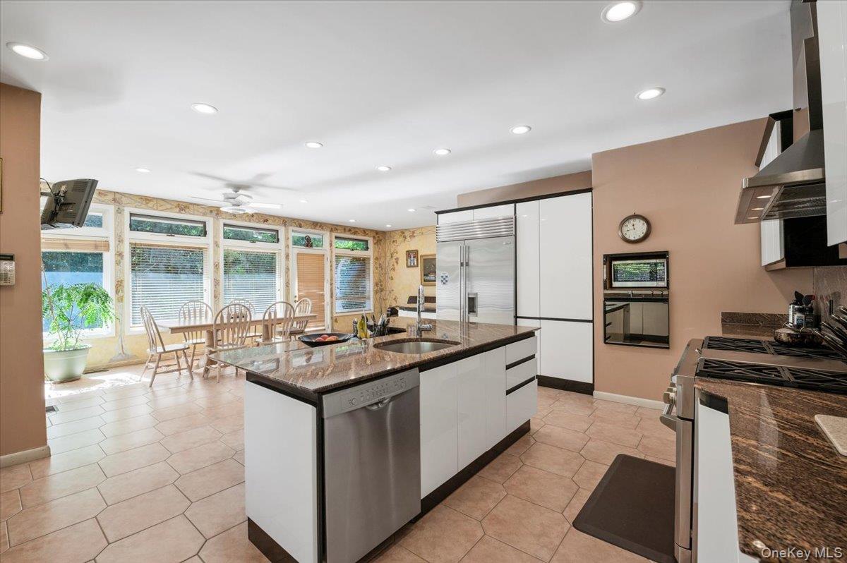 12 Ridge Court, Old Brookville, NY 11545