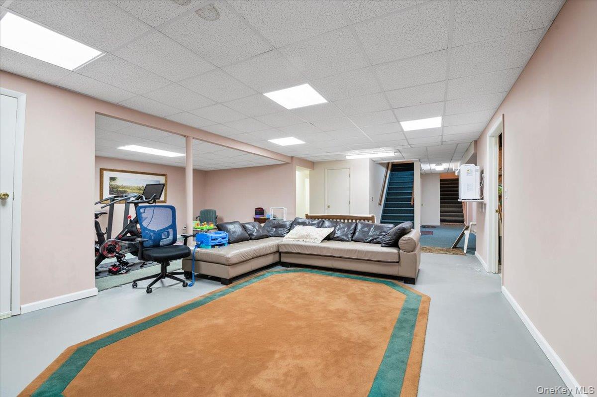 12 Ridge Court, Old Brookville, NY 11545