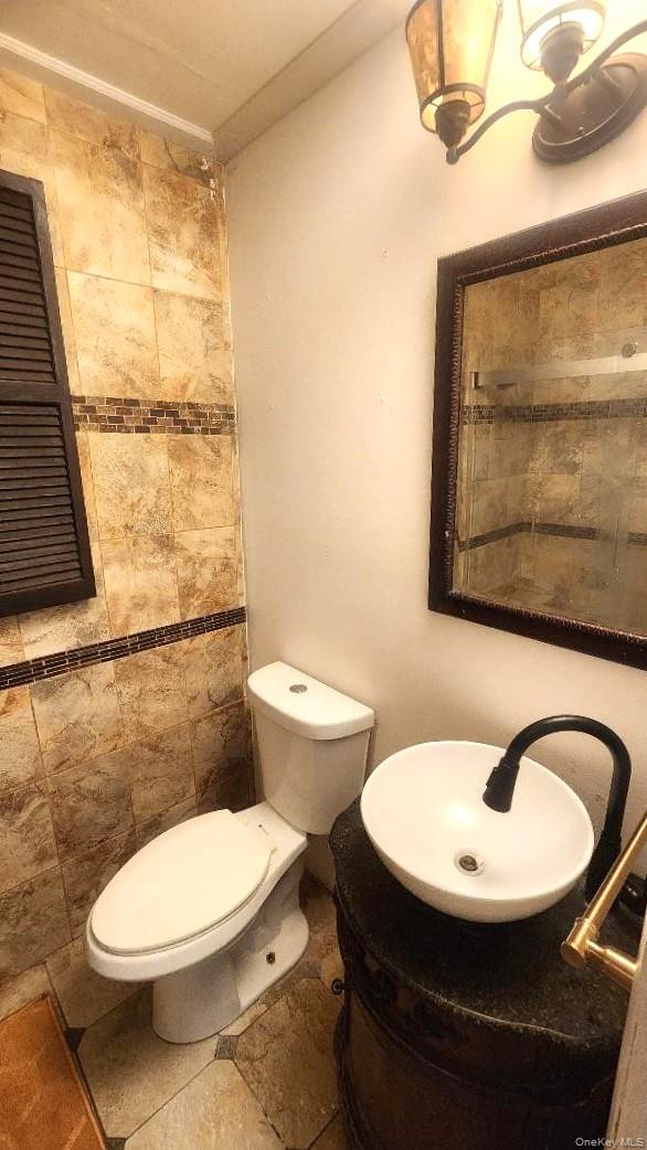 363 Clarendon Road, Uniondale, NY 11553