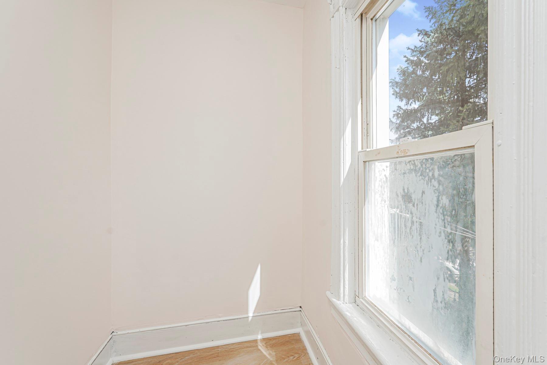 36 Lockman Avenue, Staten Island, NY 10303