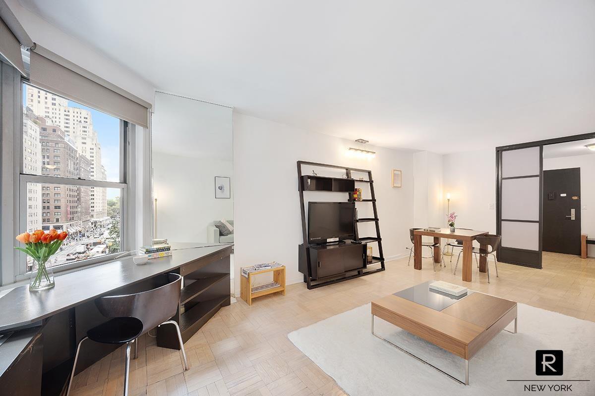 77 West 55th Street # 6-G, New York (Manhattan), NY 10019