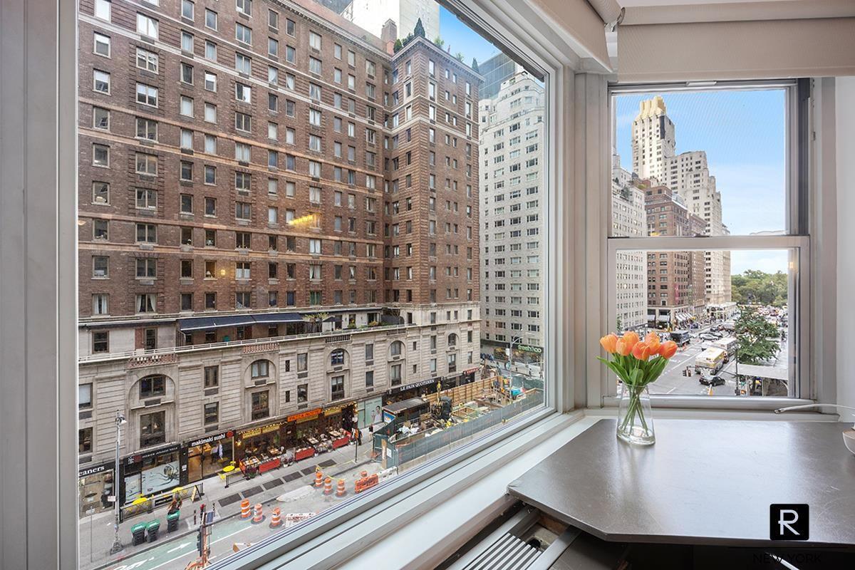 77 West 55th Street # 6-G, New York (Manhattan), NY 10019